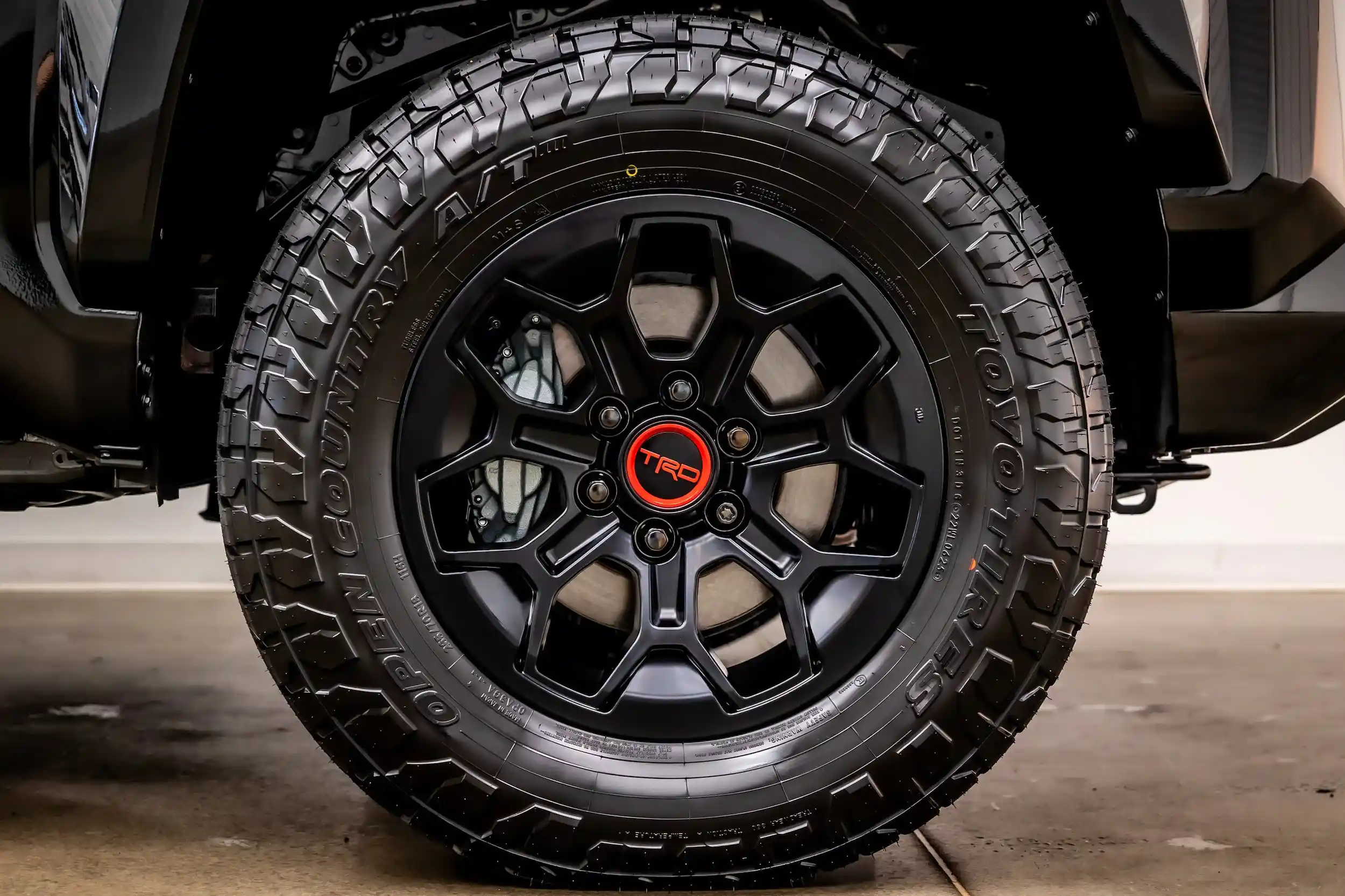 2025-toyota-4runner-hybrid-trd-pro-39