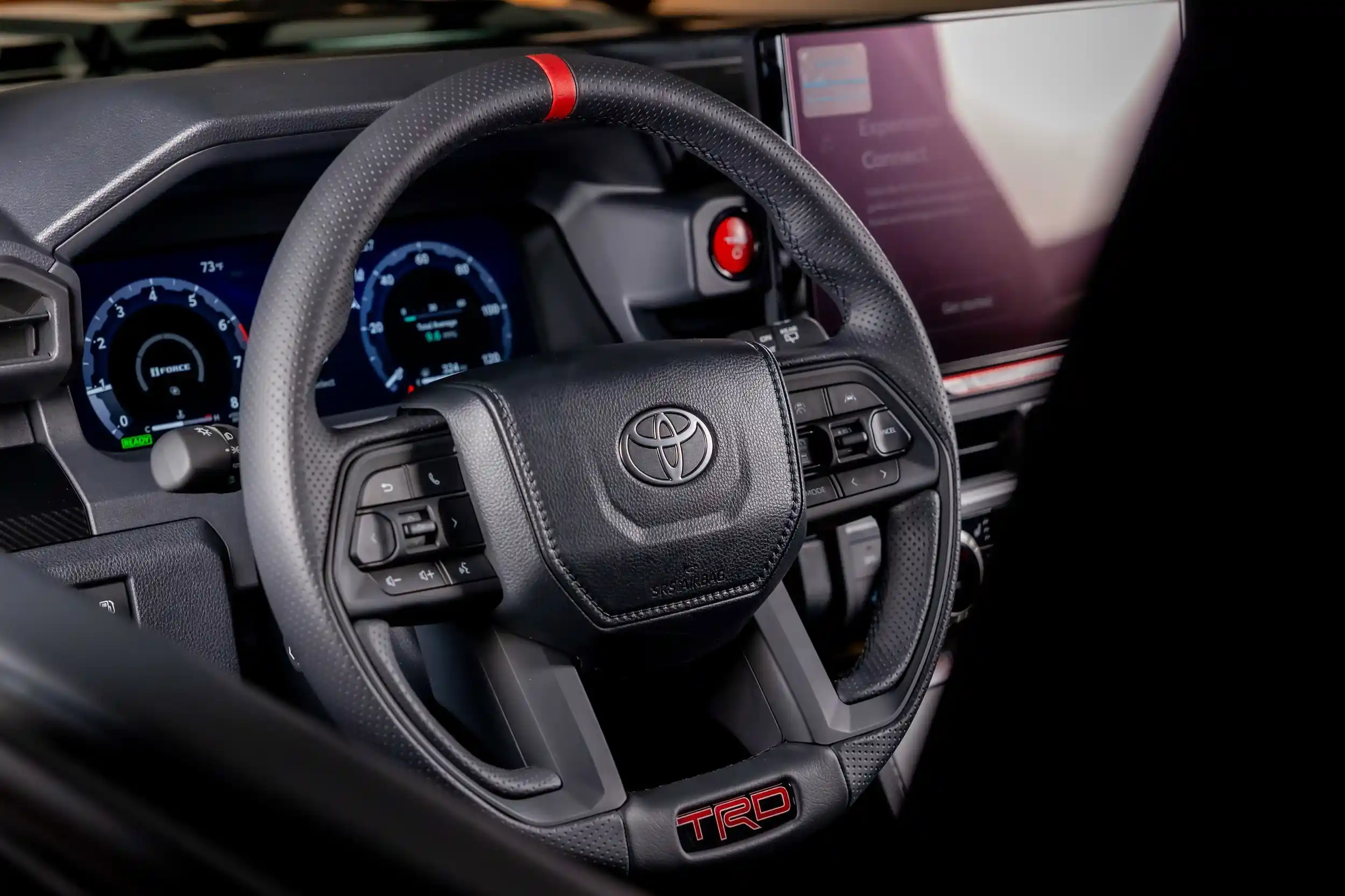 2025-toyota-4runner-hybrid-trd-pro-49
