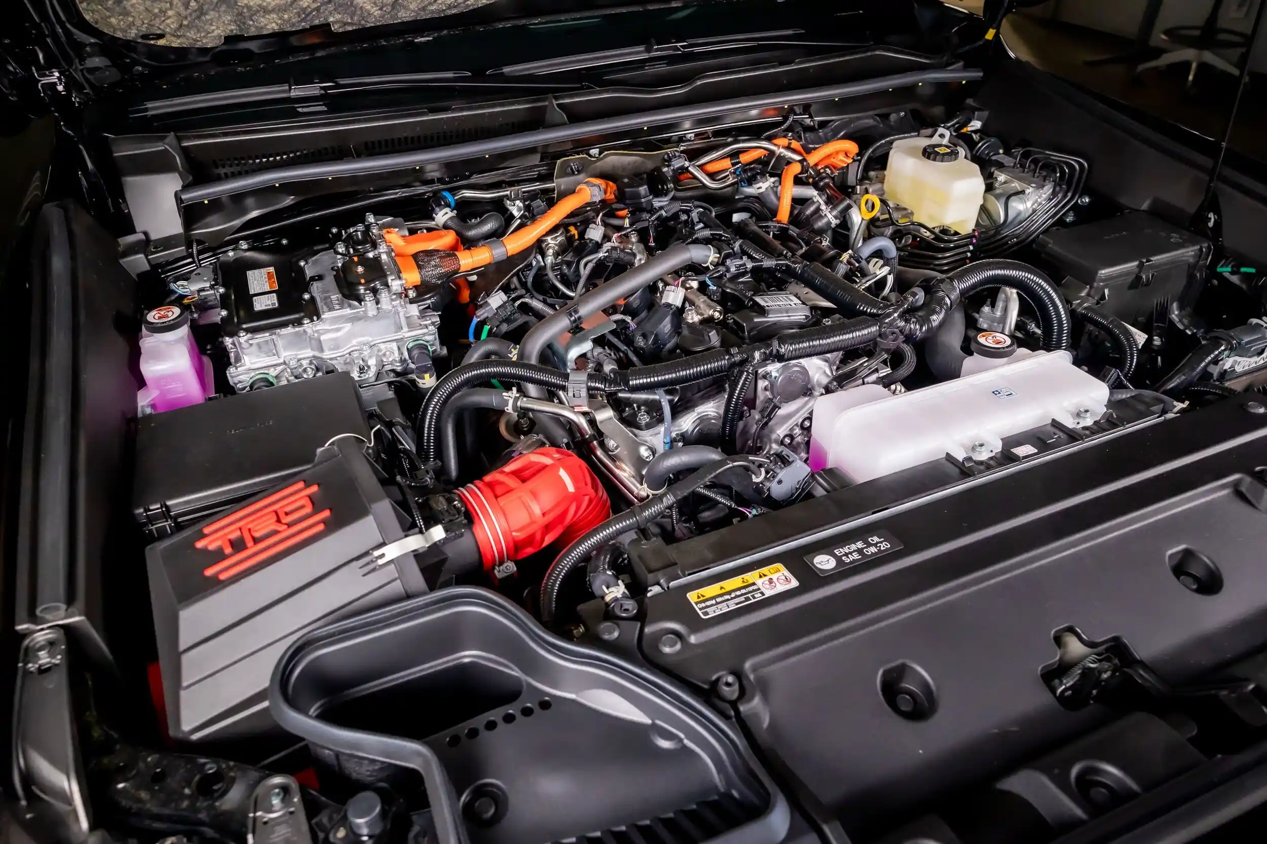 2025-toyota-4runner-hybrid-trd-pro-61