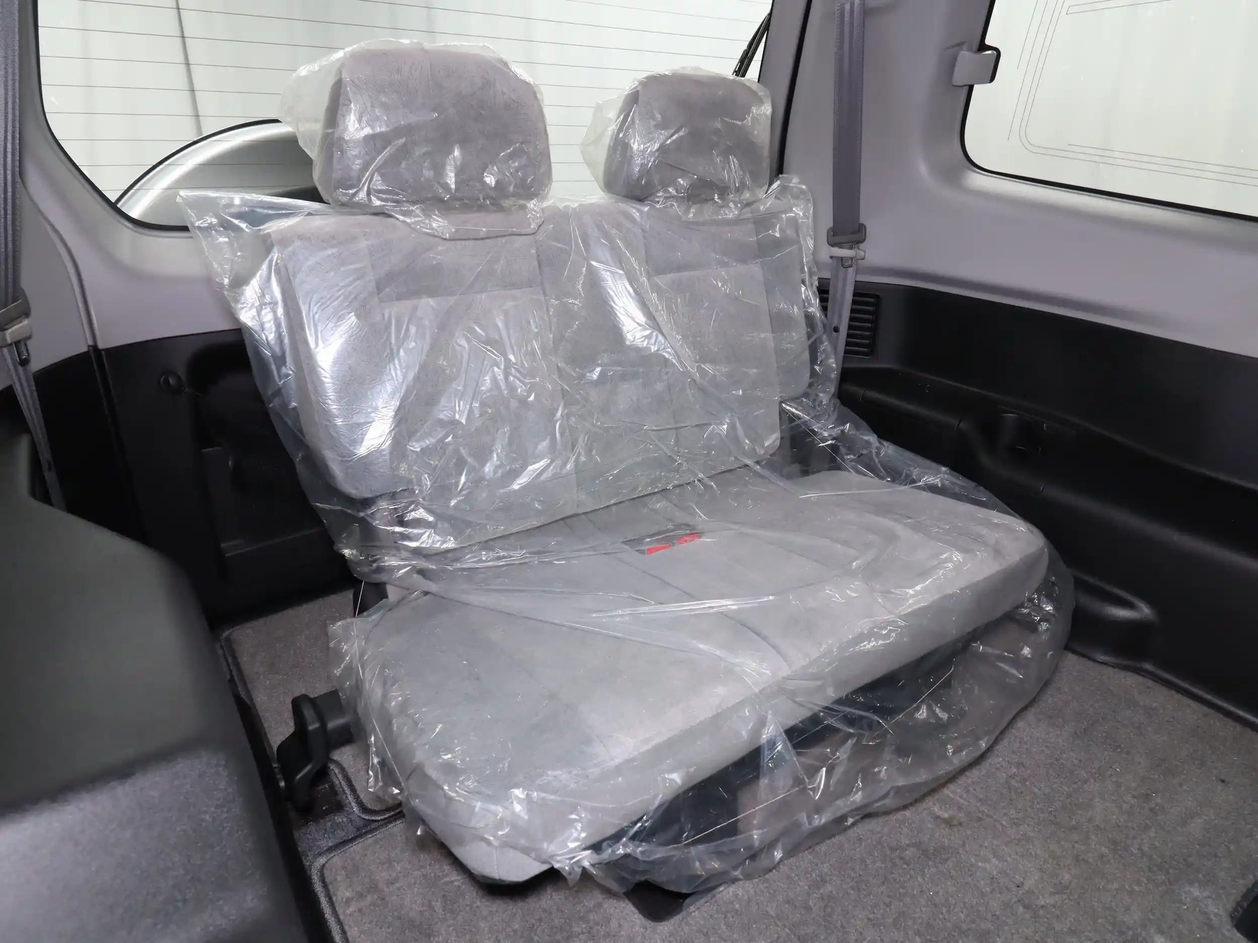 27k-mile-2000-mitsubishi-pajero-for-sale-21