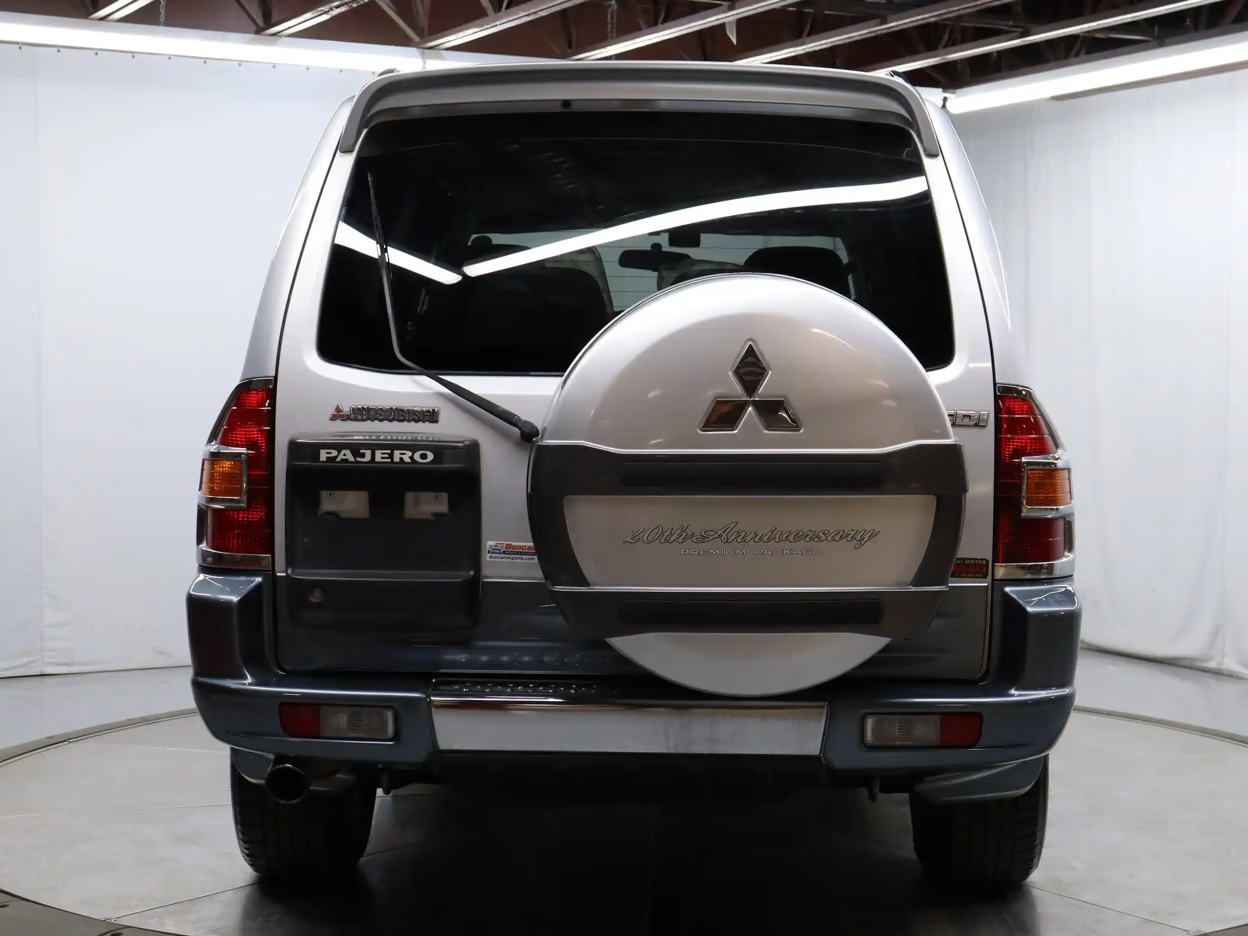 27k-mile-2000-mitsubishi-pajero-for-sale-4