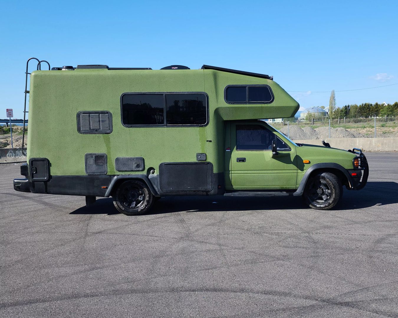 Isuzu-Rodeo-4x4-Camper-For-Sale-03