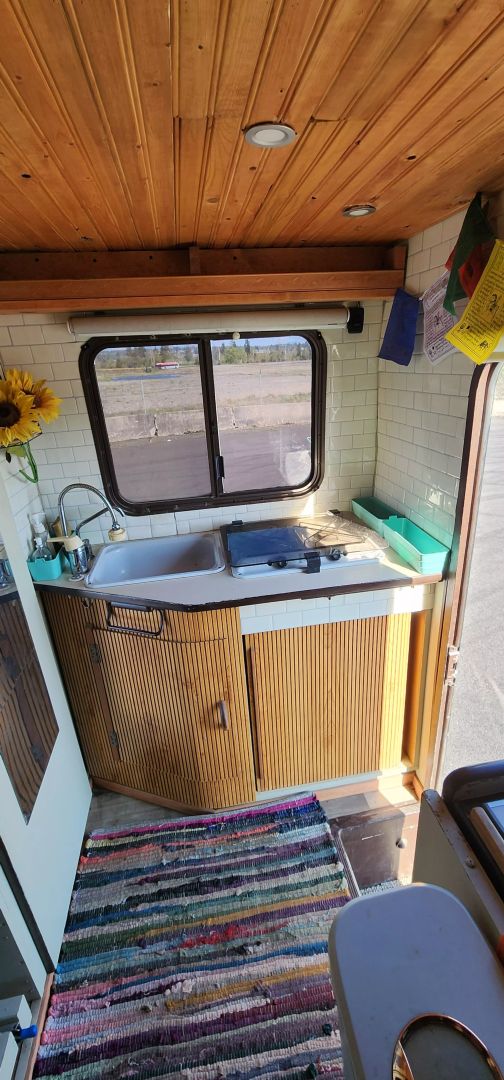 Isuzu-Rodeo-4x4-Camper-For-Sale-13