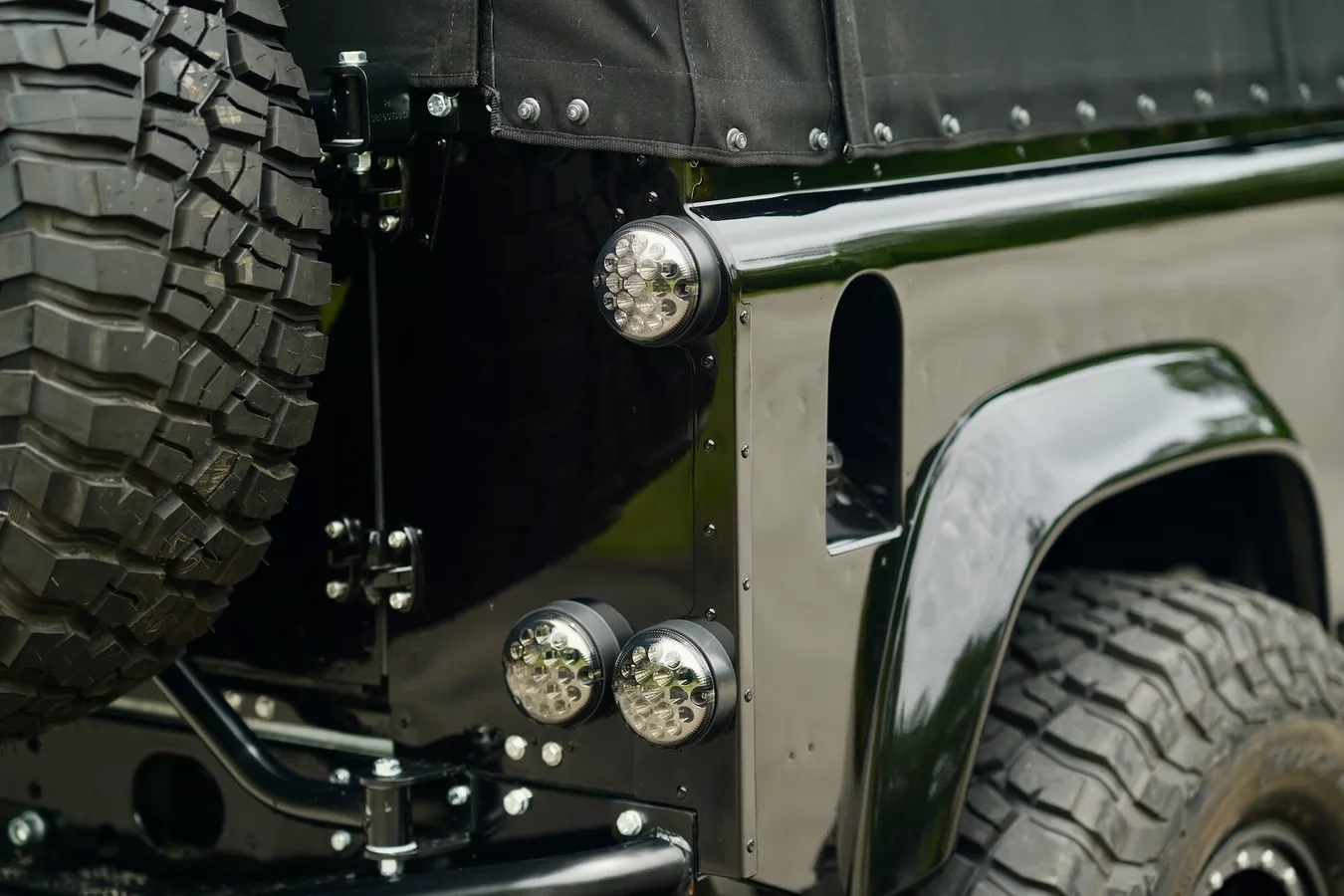 Osprey-land-rover-defender-90-for-sale-17
