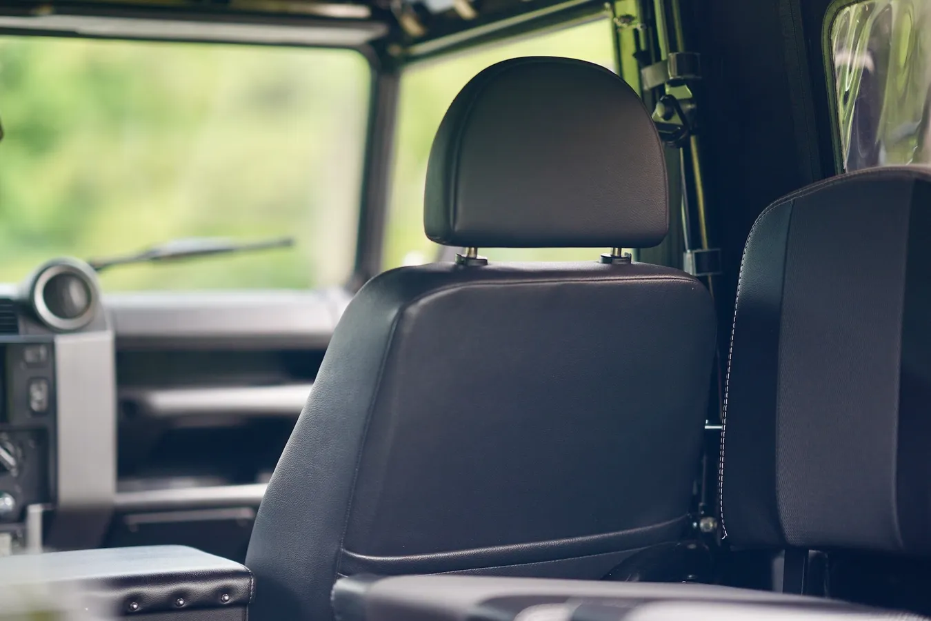 Osprey-land-rover-defender-90-for-sale-28