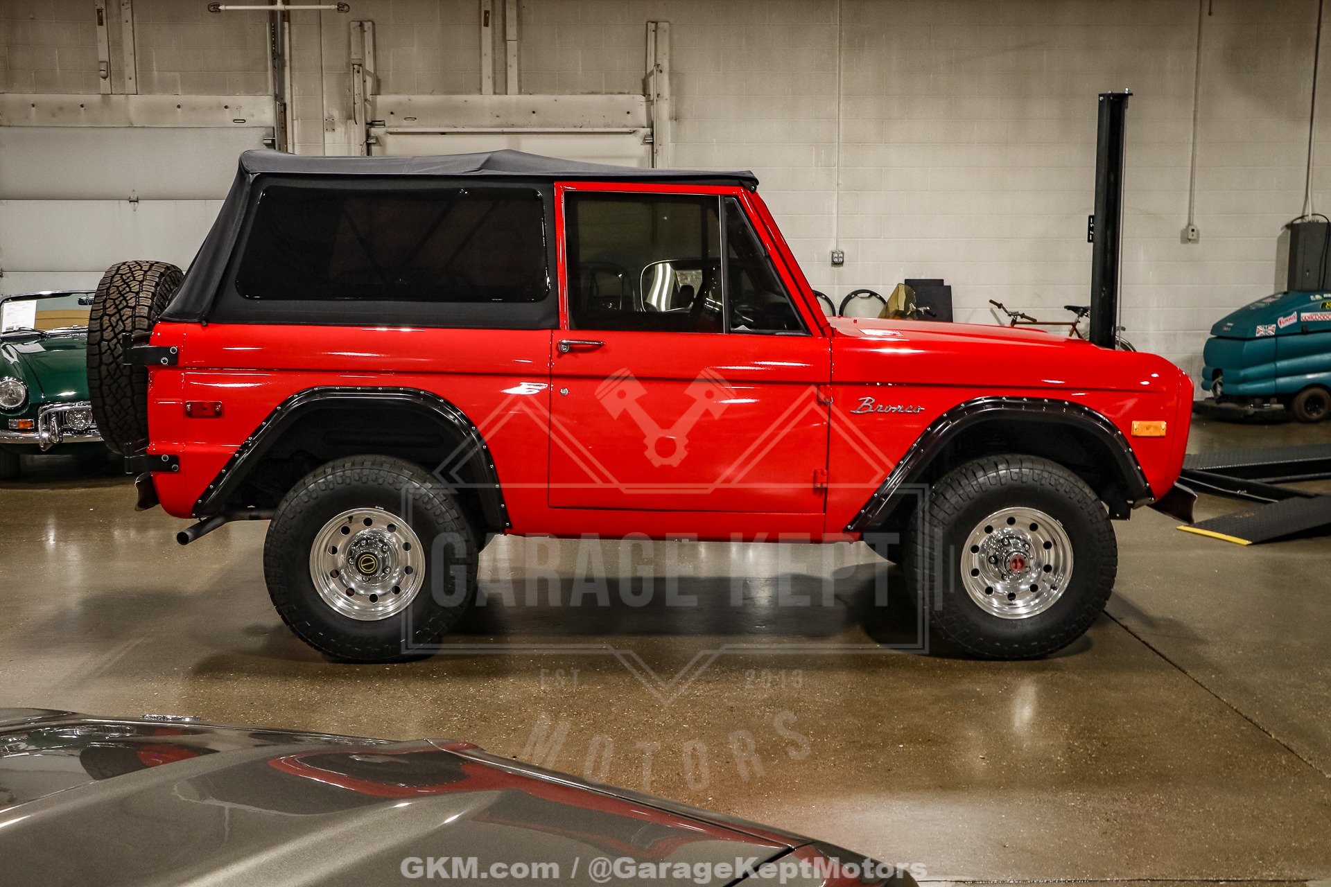 Used-1976-Ford-Bronco-1750962527 (11)