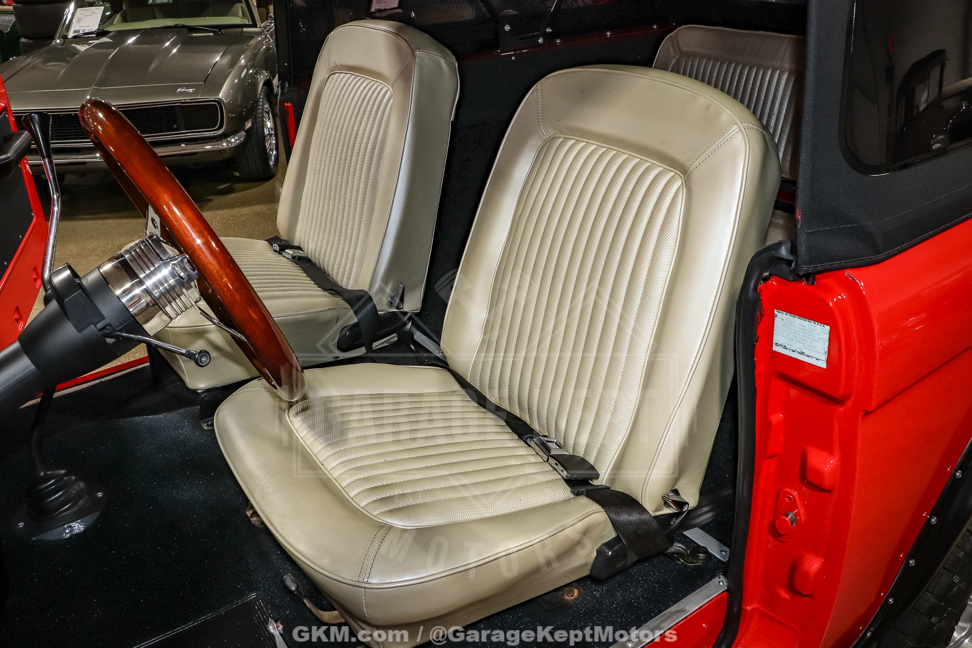 Used-1976-Ford-Bronco-1750962527 (39)