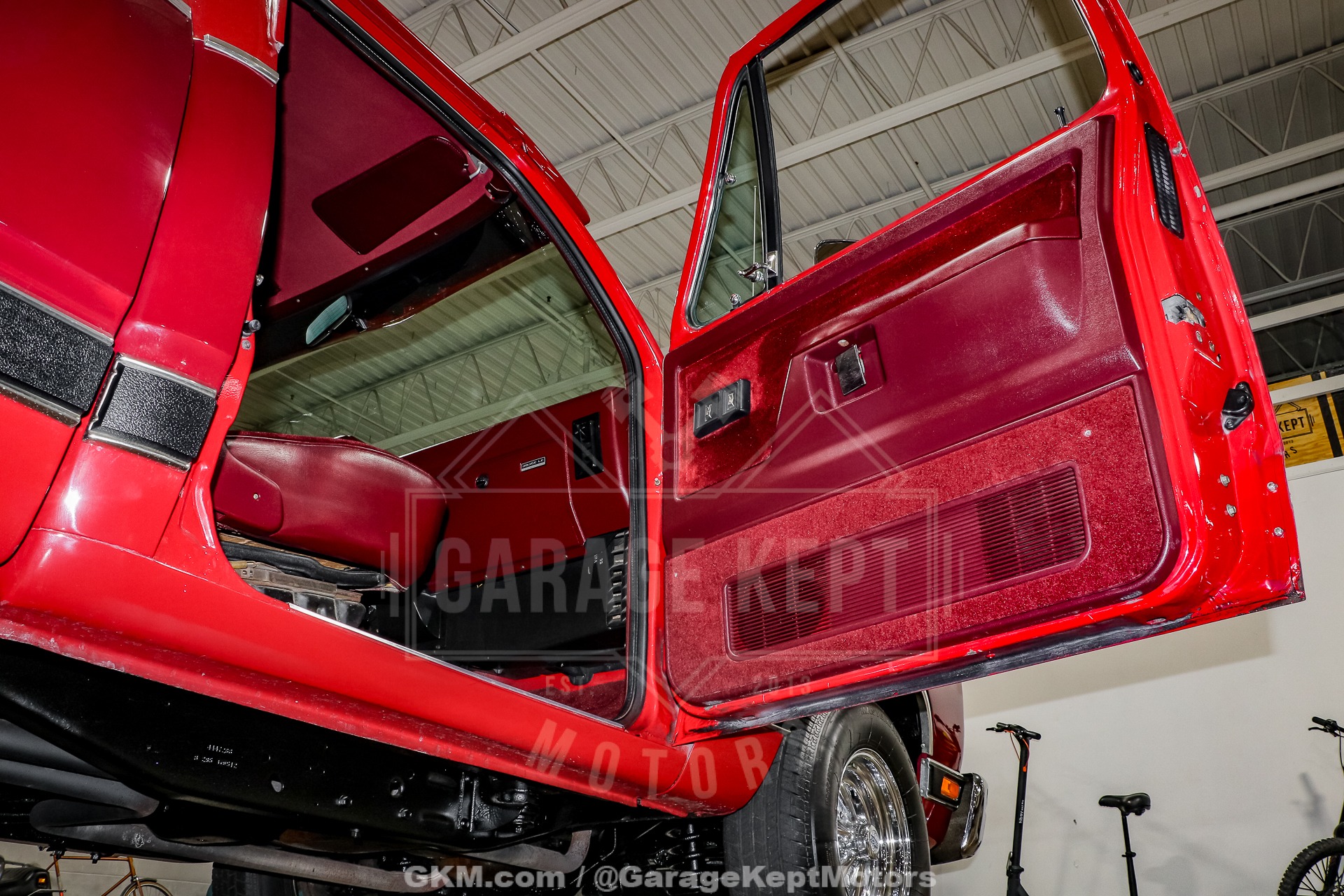 Used-1989-Dodge-RAM-150-1749658261 (17)