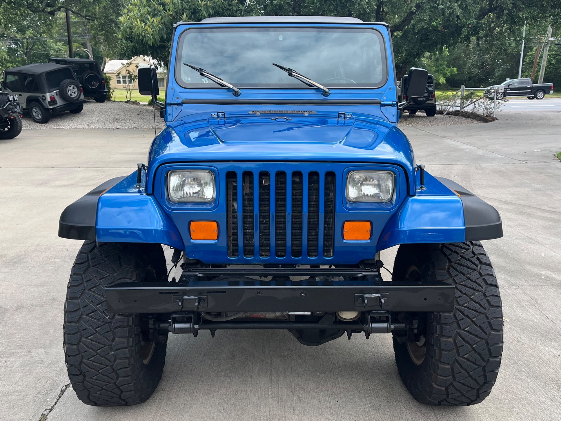 Used-1991-Jeep-Wrangler-Islander (1)