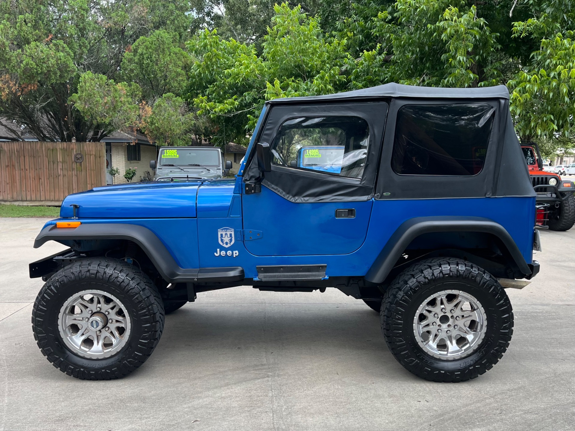 Used-1991-Jeep-Wrangler-Islander (4)