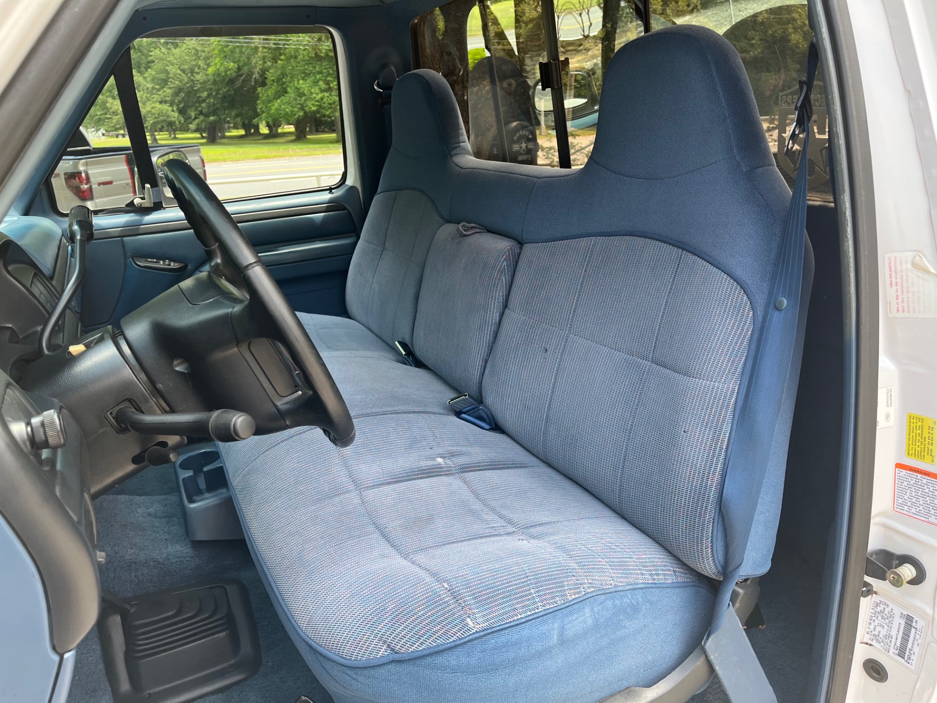 Used-1996-Ford-F-150-XL (14)