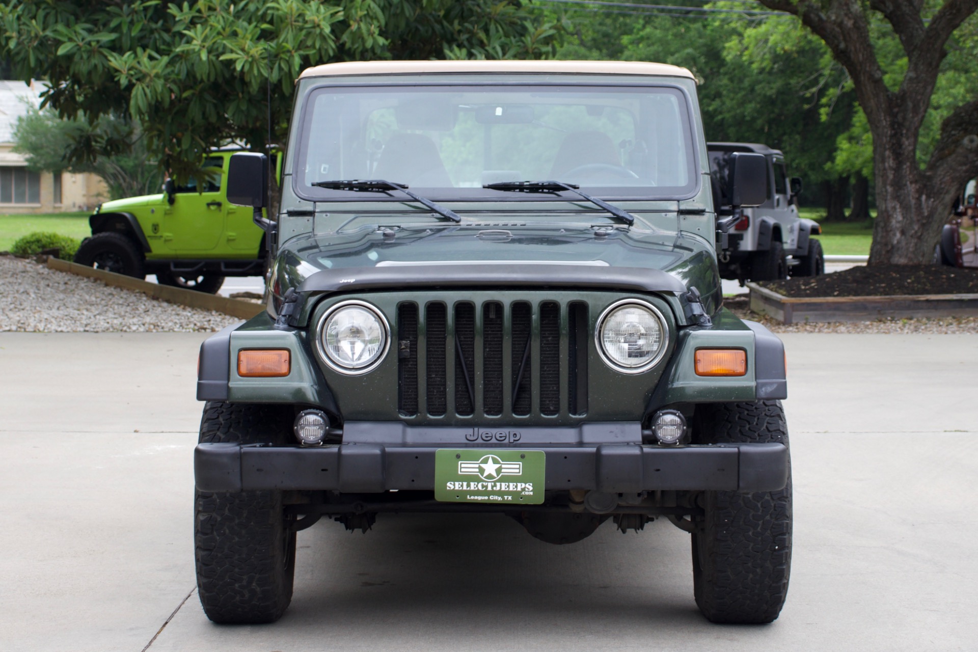 Used-1998-Jeep-Wrangler-Sport (1)