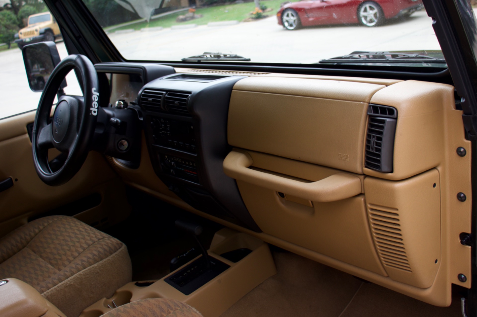 Used-1998-Jeep-Wrangler-Sport (19)