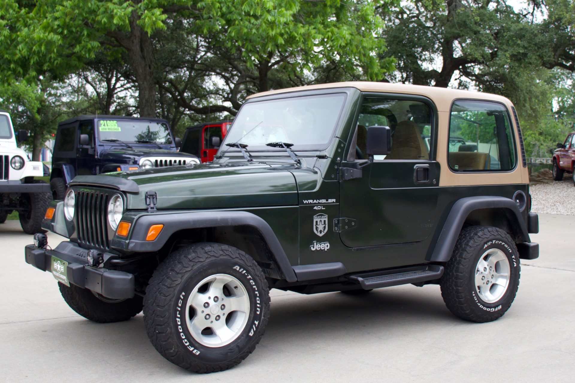 Used-1998-Jeep-Wrangler-Sport (2)