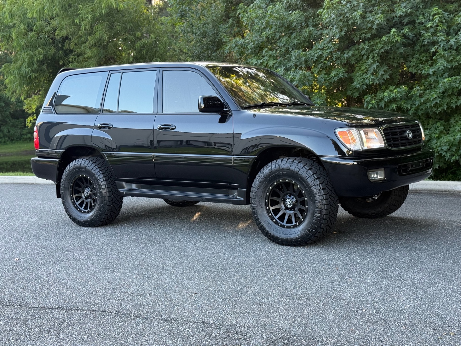 Used-1998-Toyota-Land-Cruiser-FRESH-BUILD-BEAUTIFUL-1750362624