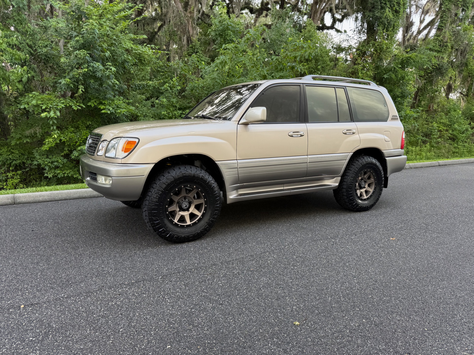 Used-1999-Lexus-LX-470-SOUTHERN-SUPER-CEAN-FRESH-BUILD-1749232679