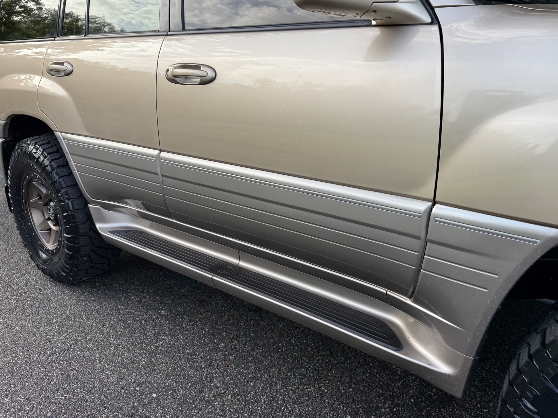 Used-1999-Lexus-LX-470-SOUTHERN-SUPER-CEAN-FRESH-BUILD-1749232689