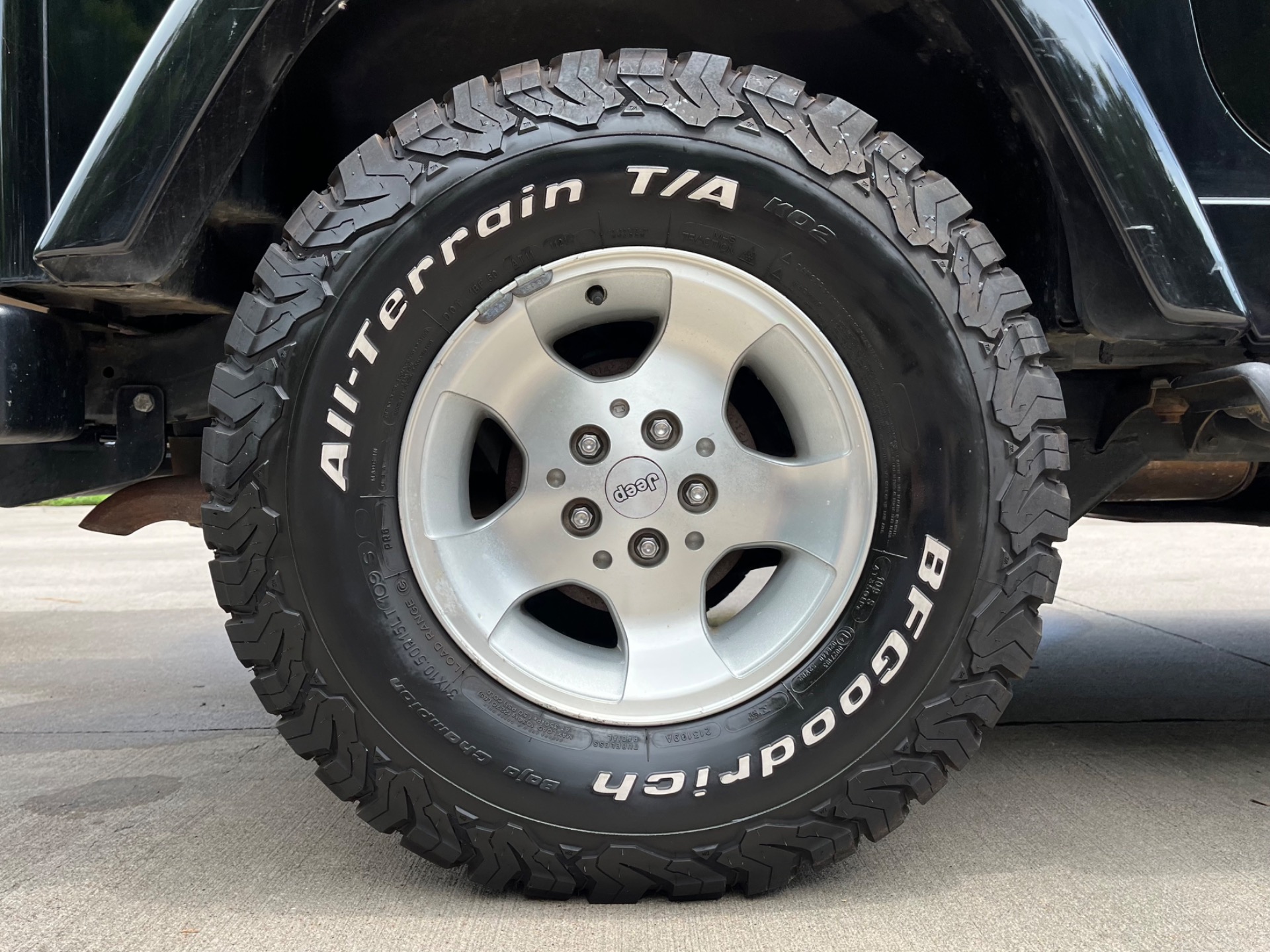 Used-2000-Jeep-Wrangler-Sahara (9)