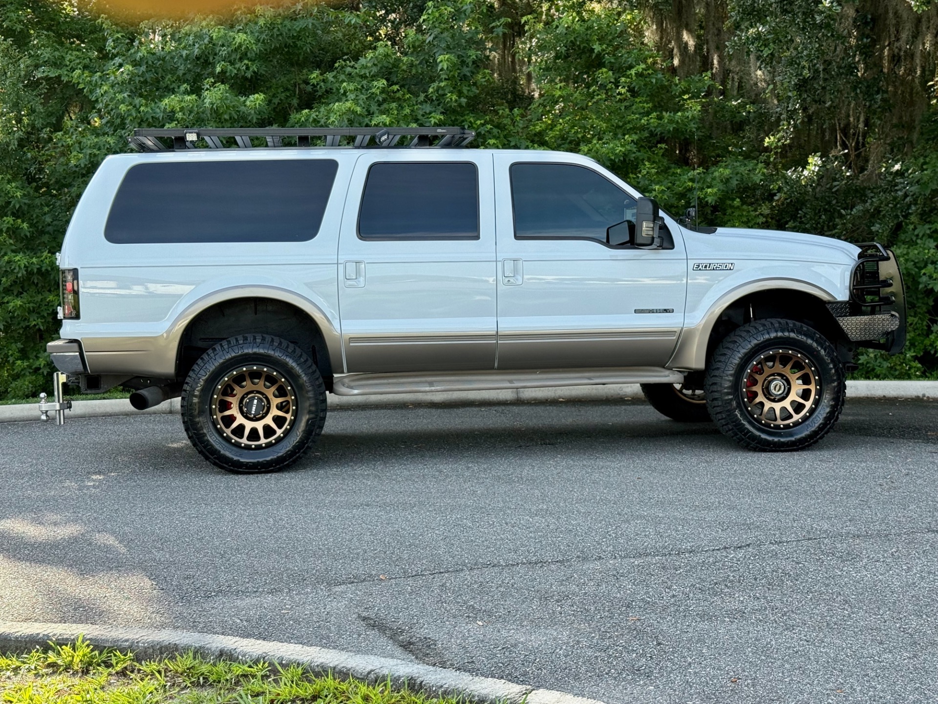 Used-2001-Ford-EXCURSION-73-DIESEL-4X4-EXCEPTIONAL-Limited-1748546348 (2)