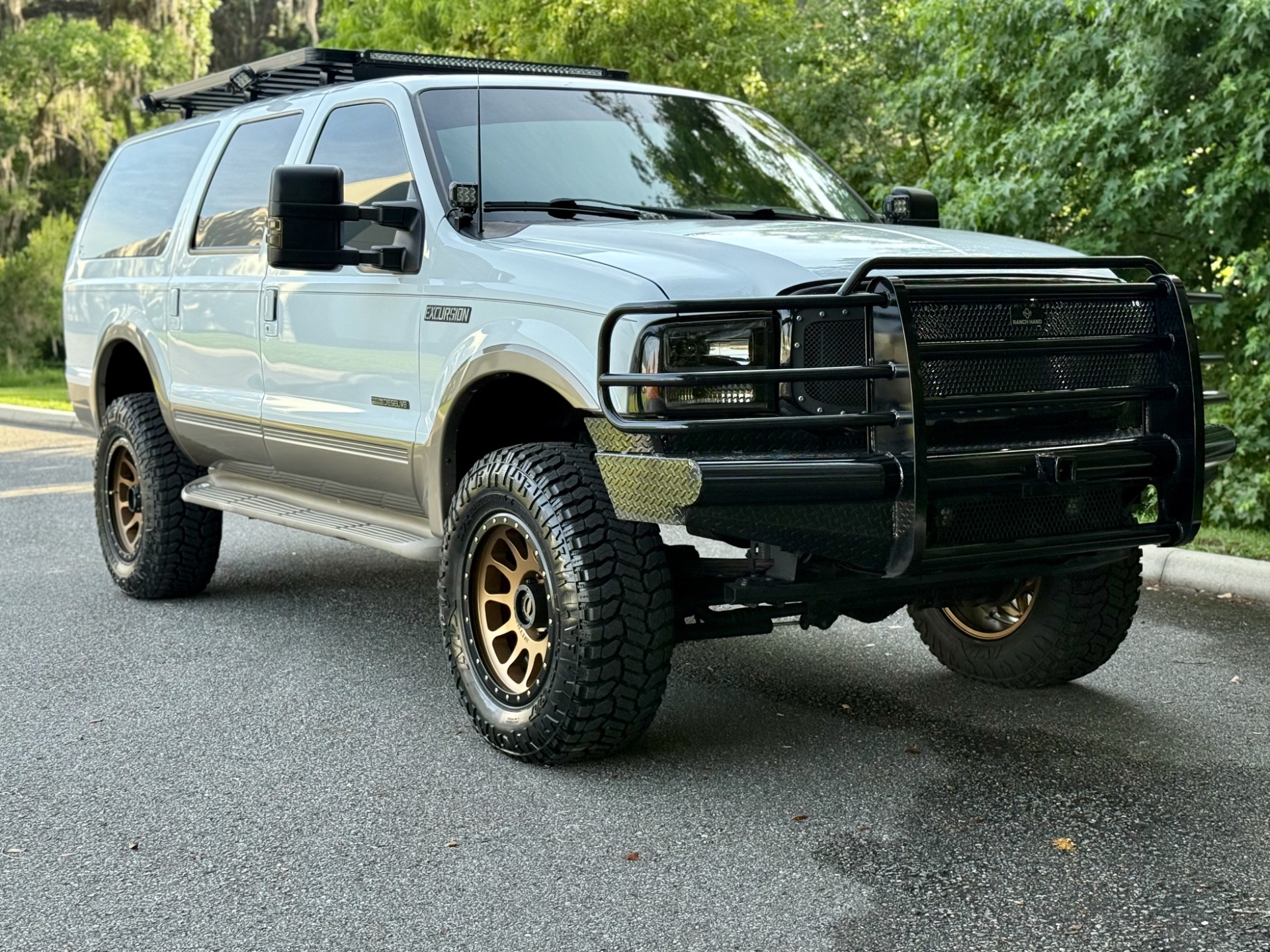 Used-2001-Ford-EXCURSION-73-DIESEL-4X4-EXCEPTIONAL-Limited-1748548313 (2)