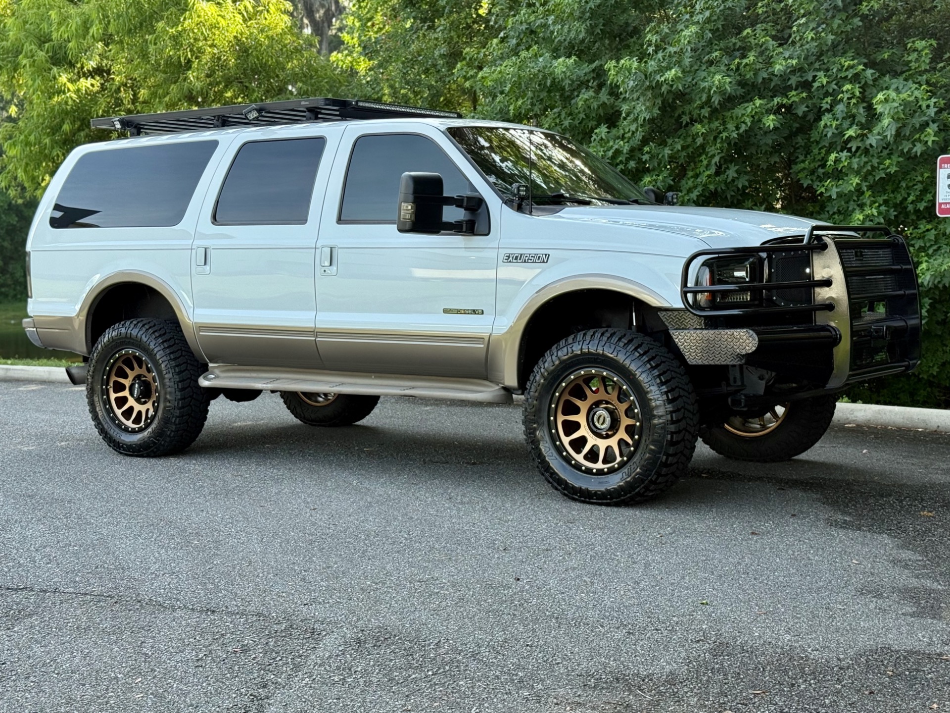 Used-2001-Ford-EXCURSION-73-DIESEL-4X4-EXCEPTIONAL-Limited-1748548313 (4)