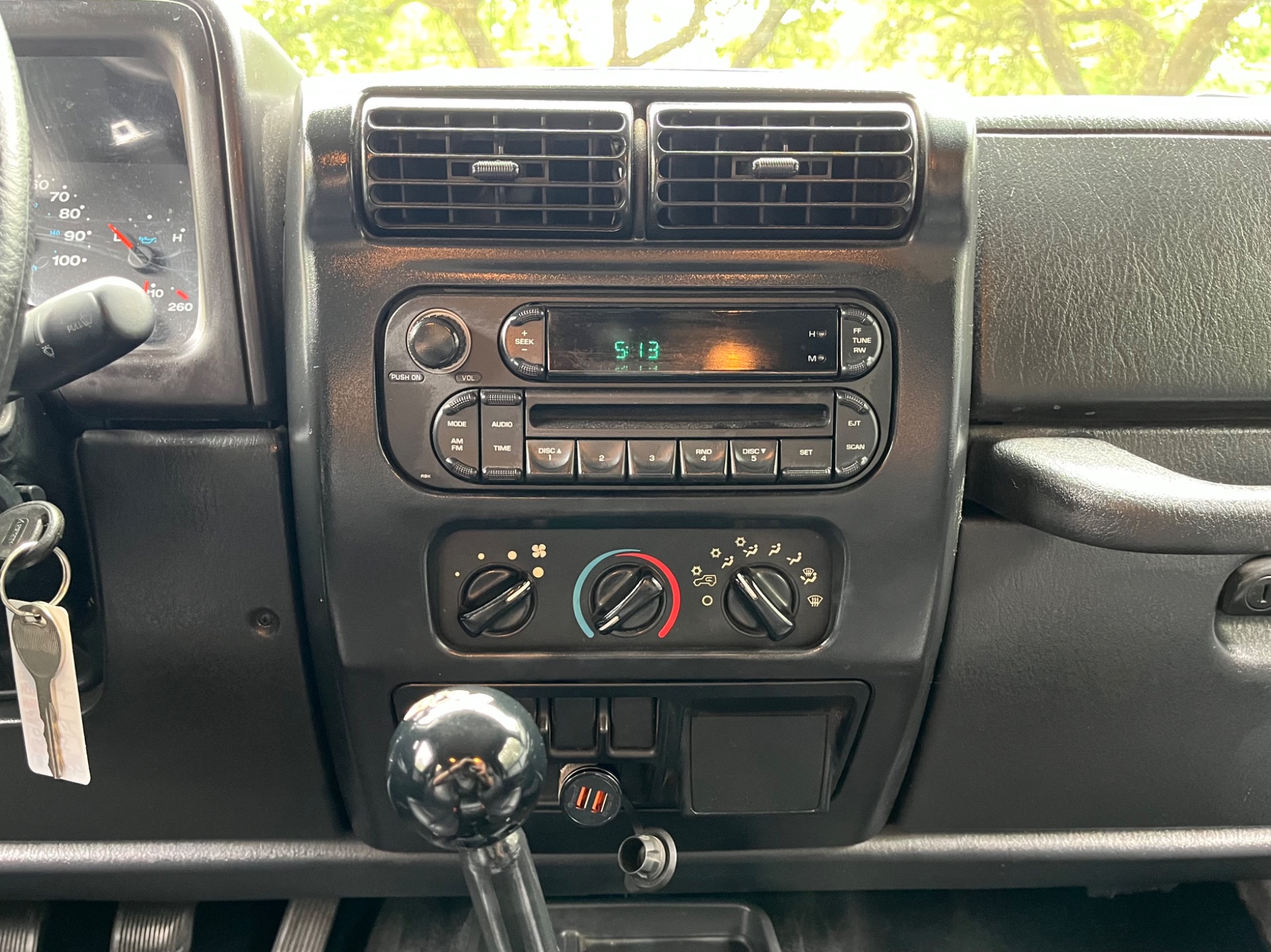 Used-2005-Jeep-Wrangler-SE (21)