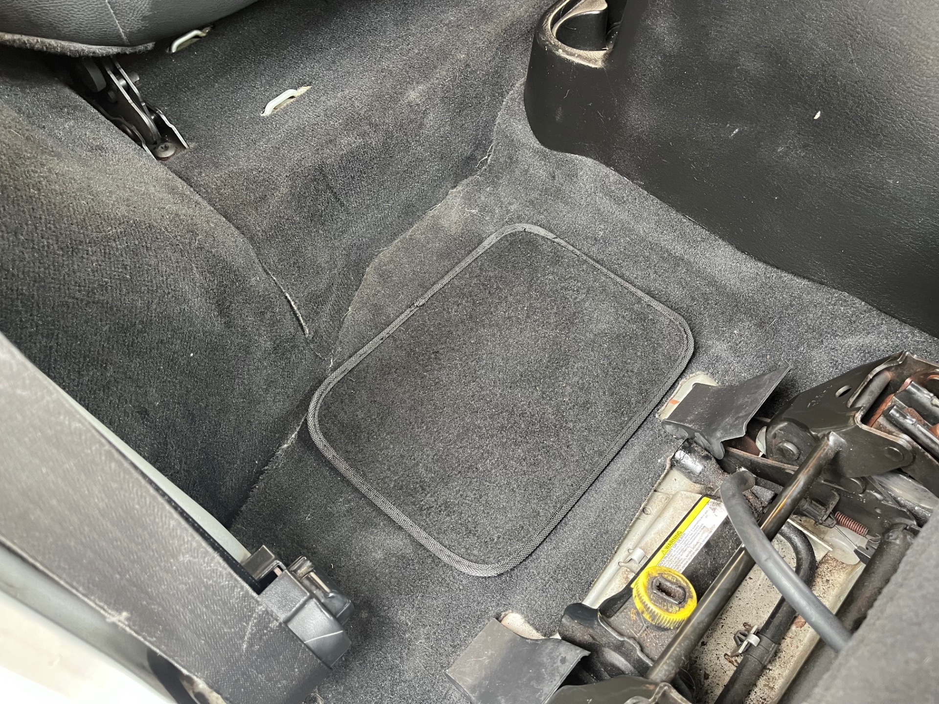 Used-2005-Jeep-Wrangler-SE (27)