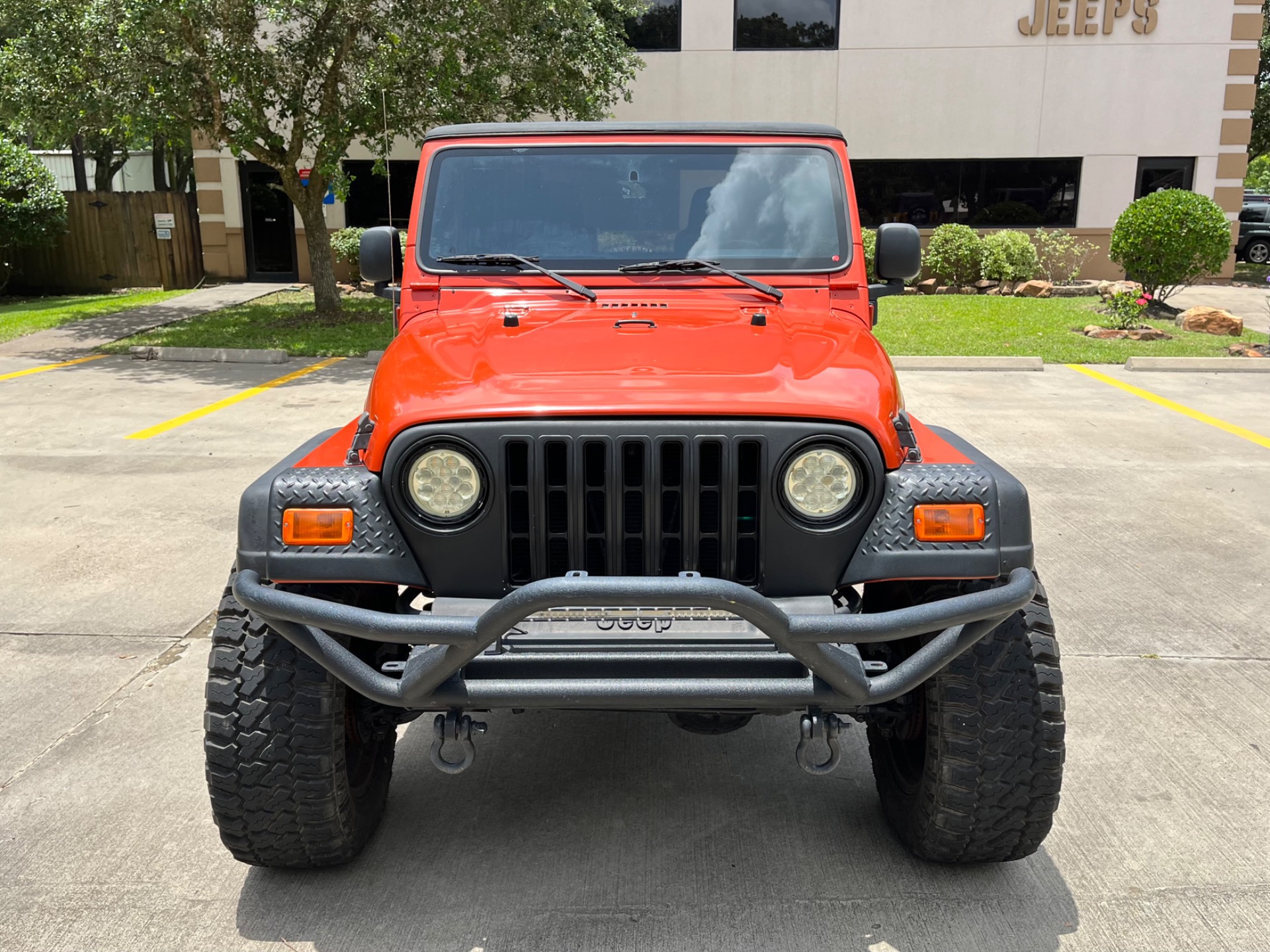 Used-2005-Jeep-Wrangler-Unlimited (1)