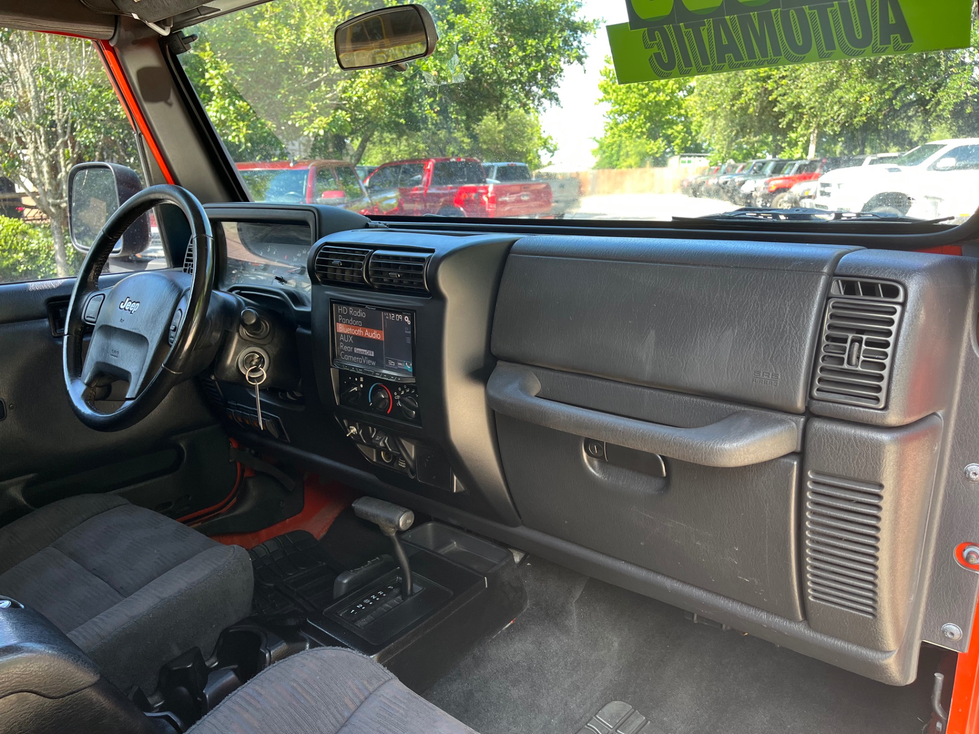 Used-2005-Jeep-Wrangler-Unlimited (16)