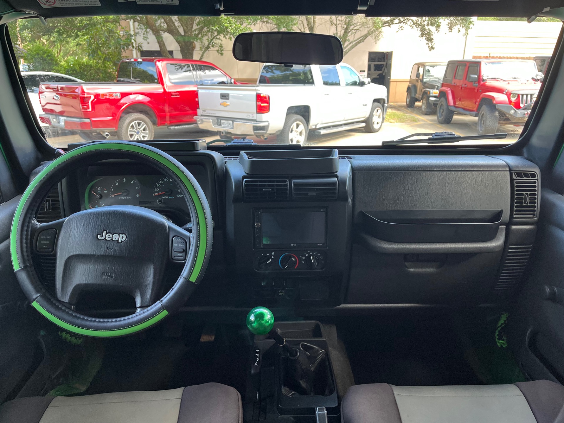 Used-2005-Jeep-Wrangler-X (16)
