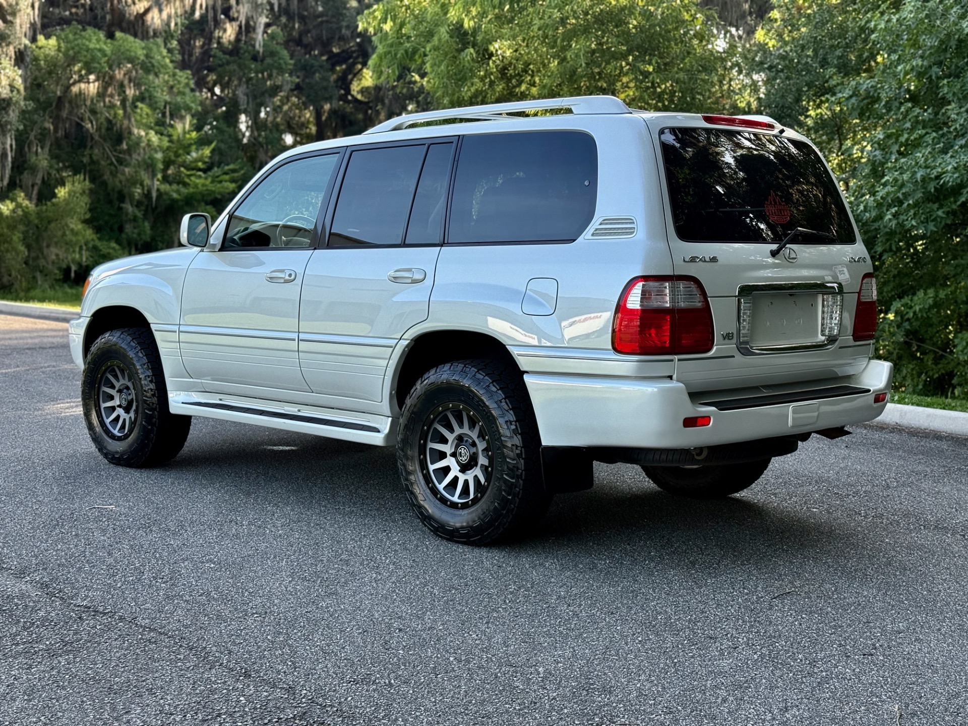 Used-2005-Lexus-LX-470-SUPER-CLEAN-FRESH-BUILD-CALI-BEAUTIFUL-1749658045 (1)