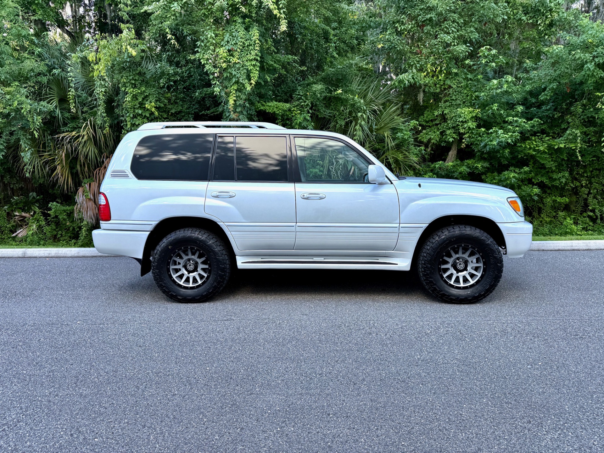 Used-2005-Lexus-LX-470-SUPER-CLEAN-FRESH-BUILD-CALI-BEAUTIFUL-1749658059