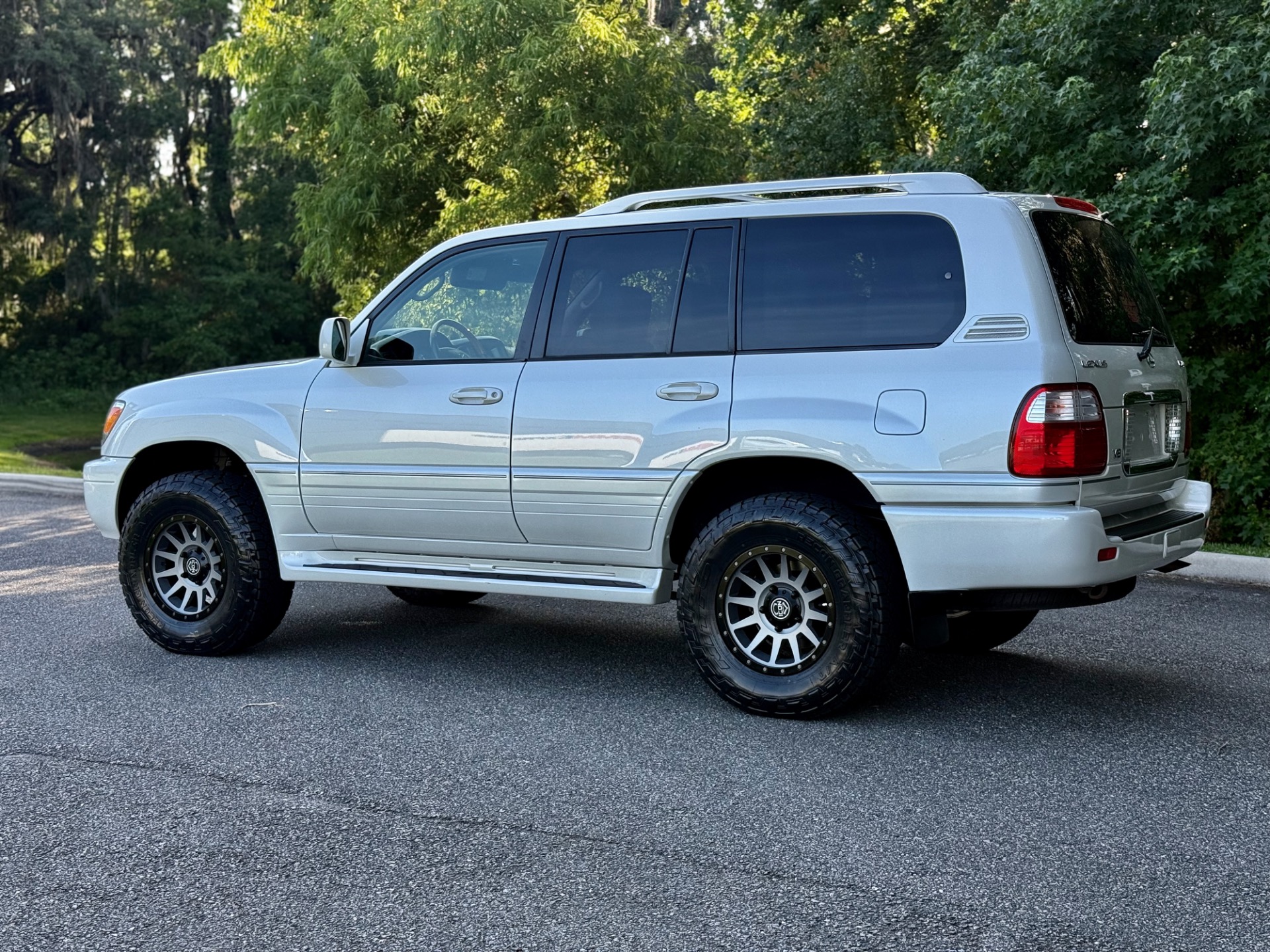 Used-2005-Lexus-LX-470-SUPER-CLEAN-FRESH-BUILD-CALI-BEAUTIFUL-1749658061