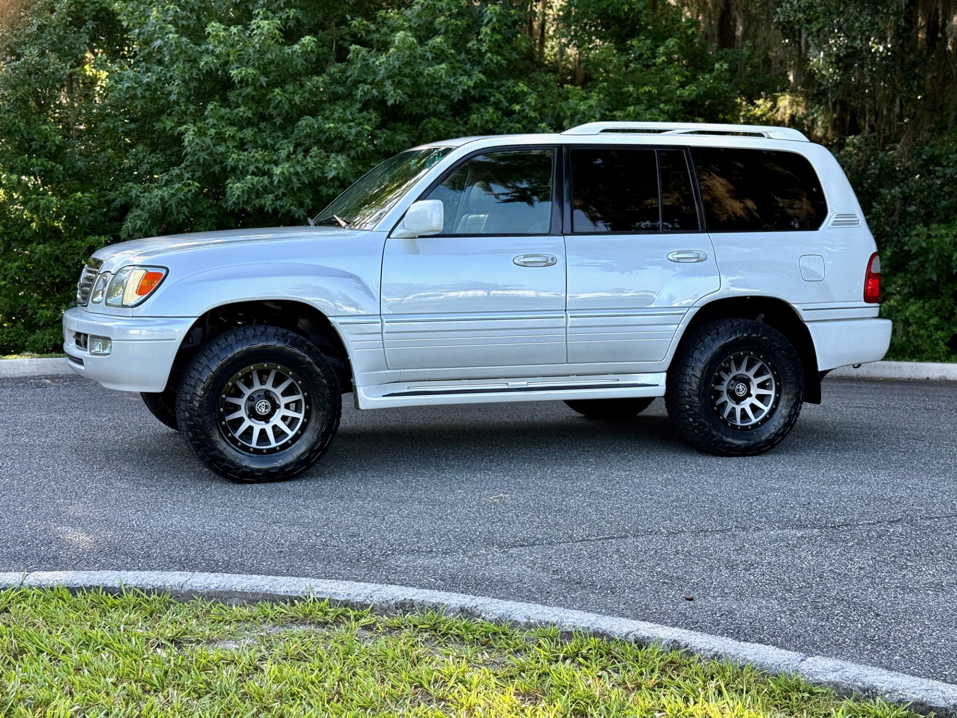 Used-2005-Lexus-LX-470-SUPER-CLEAN-FRESH-BUILD-CALI-BEAUTIFUL-1749658068