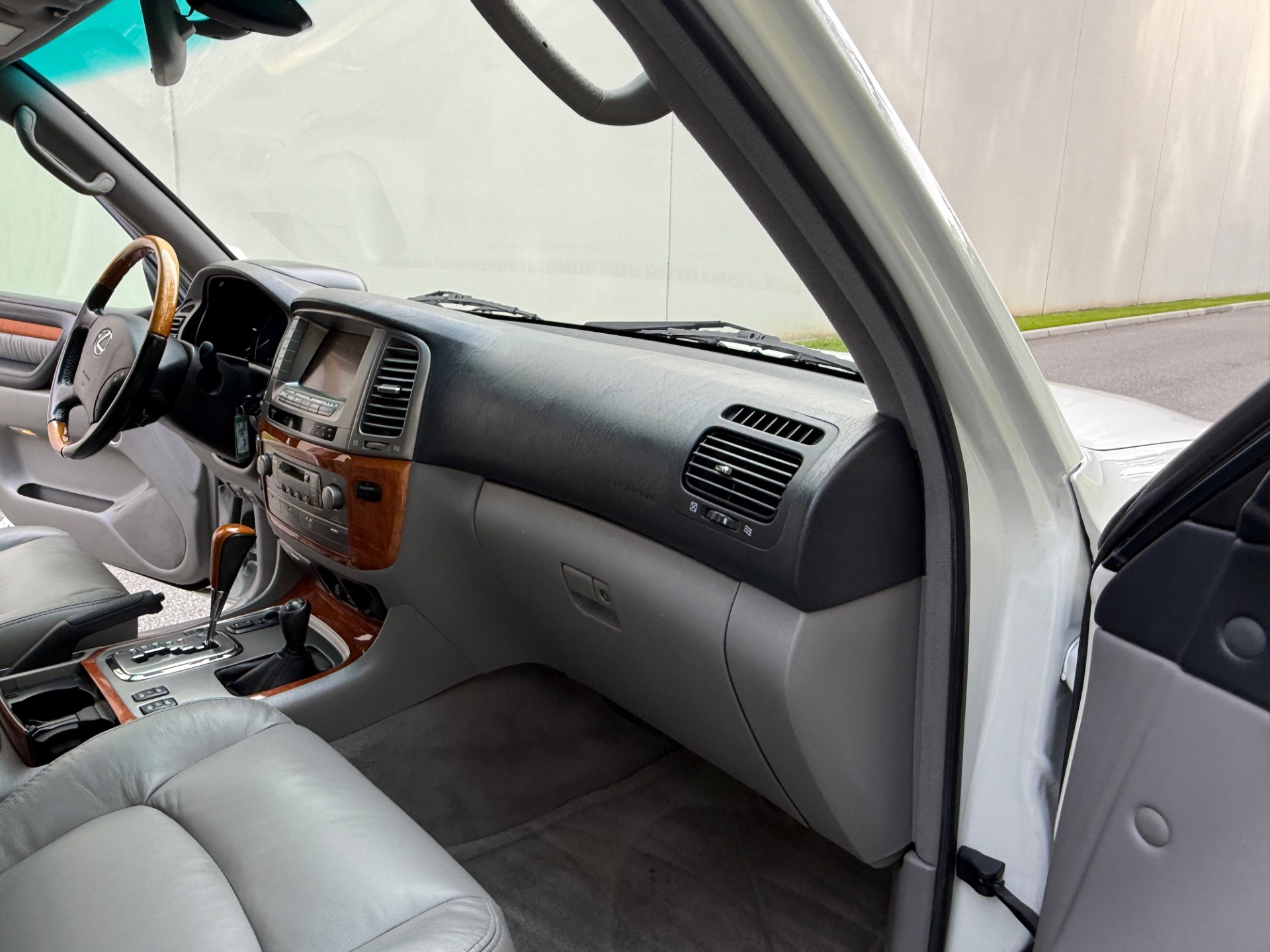 Used-2005-Lexus-LX-470-SUPER-CLEAN-FRESH-BUILD-CALI-BEAUTIFUL-1749658085