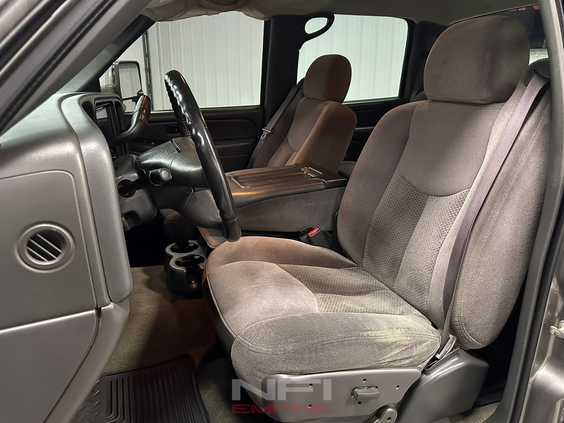Used-2006-Chevrolet-Silverado-2500-HD-Crew-Cab-LT-Pickup-4D-6-12-ft-1748363068 (15)