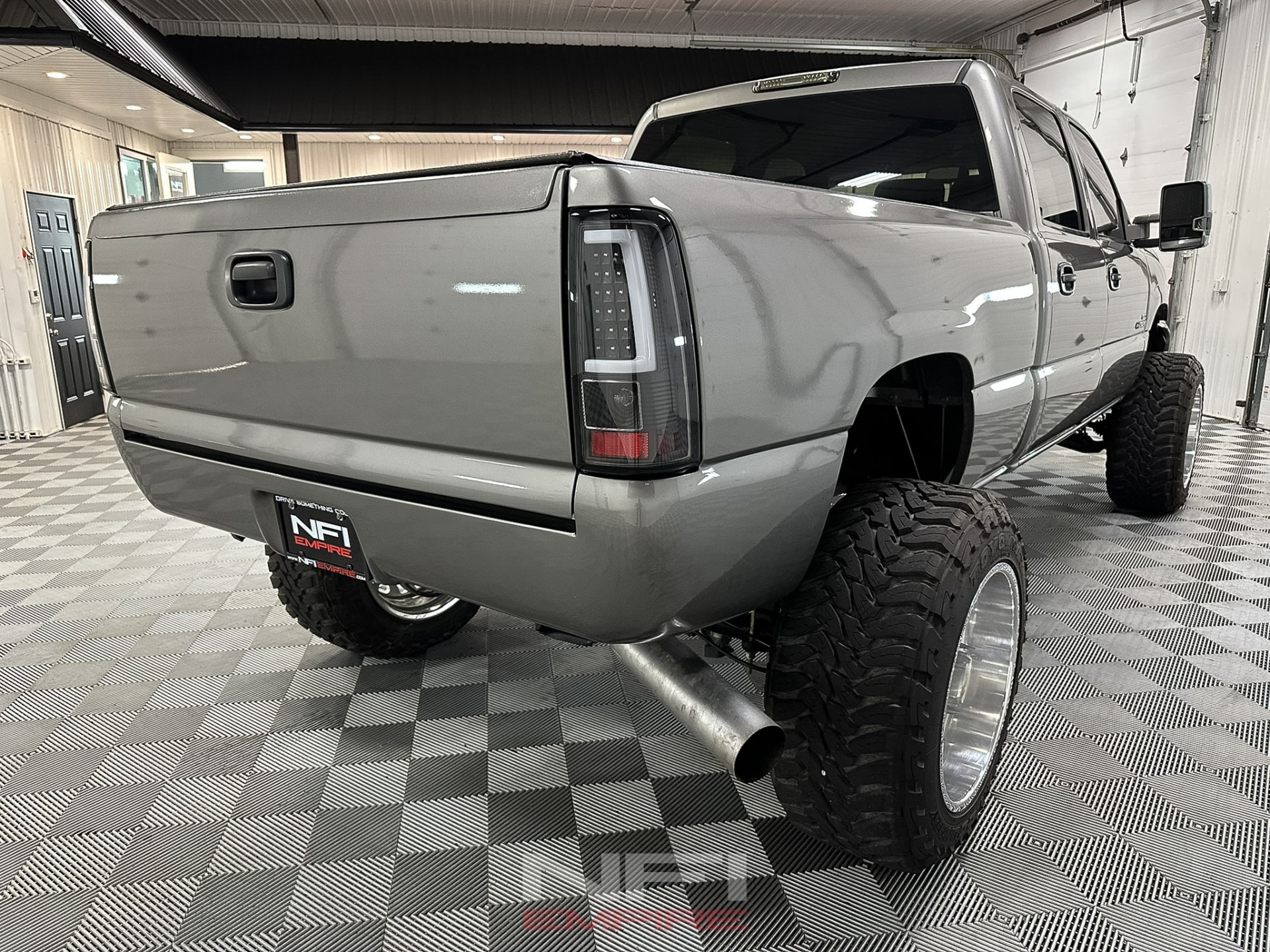 Used-2006-Chevrolet-Silverado-2500-HD-Crew-Cab-LT-Pickup-4D-6-12-ft-1748363068 (5)