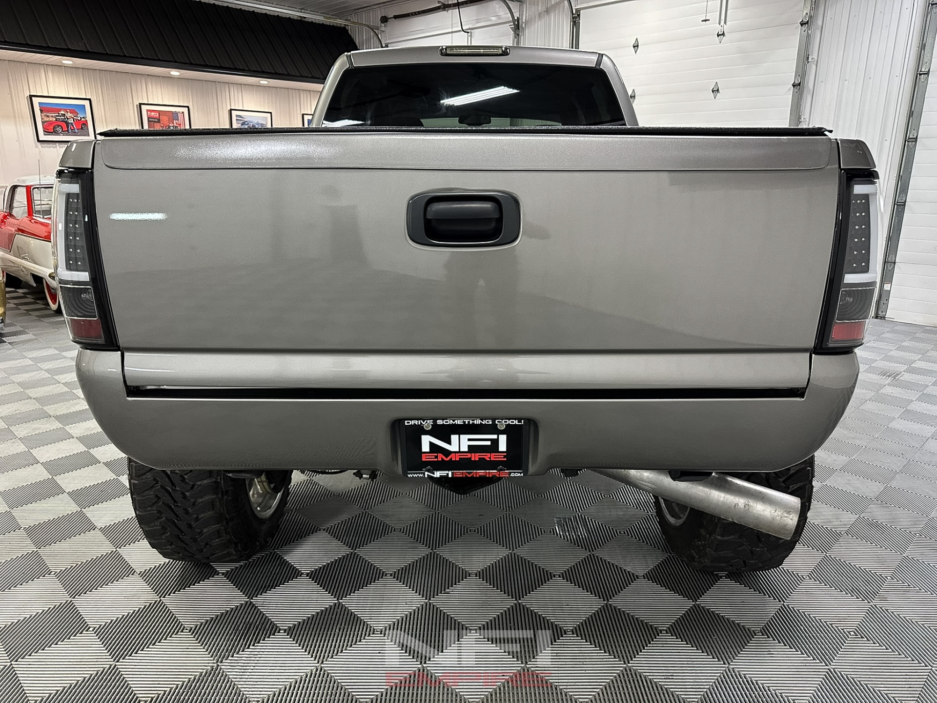 Used-2006-Chevrolet-Silverado-2500-HD-Crew-Cab-LT-Pickup-4D-6-12-ft-1748363068 (6)