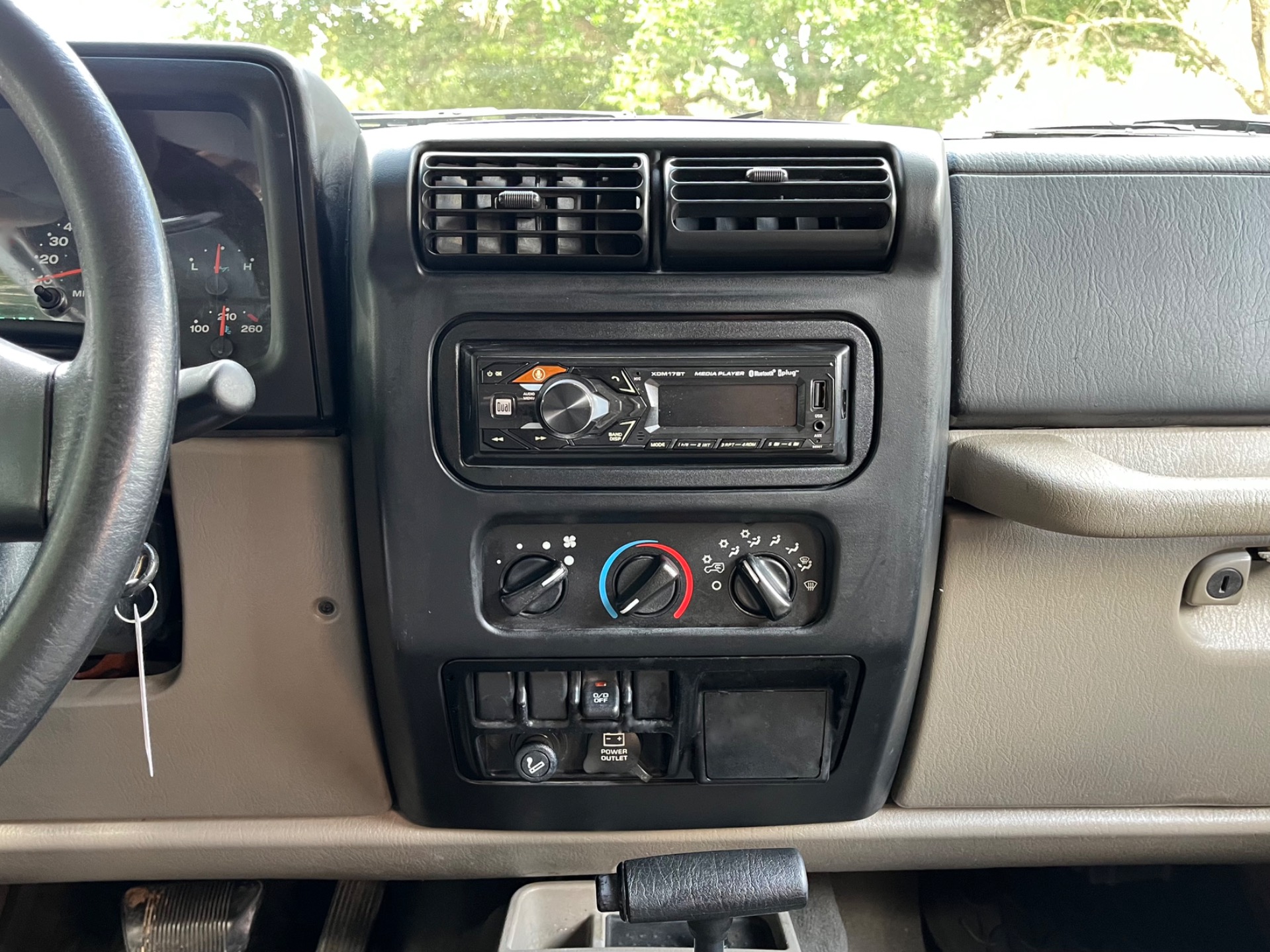 Used-2006-Jeep-Wrangler-SE (18)