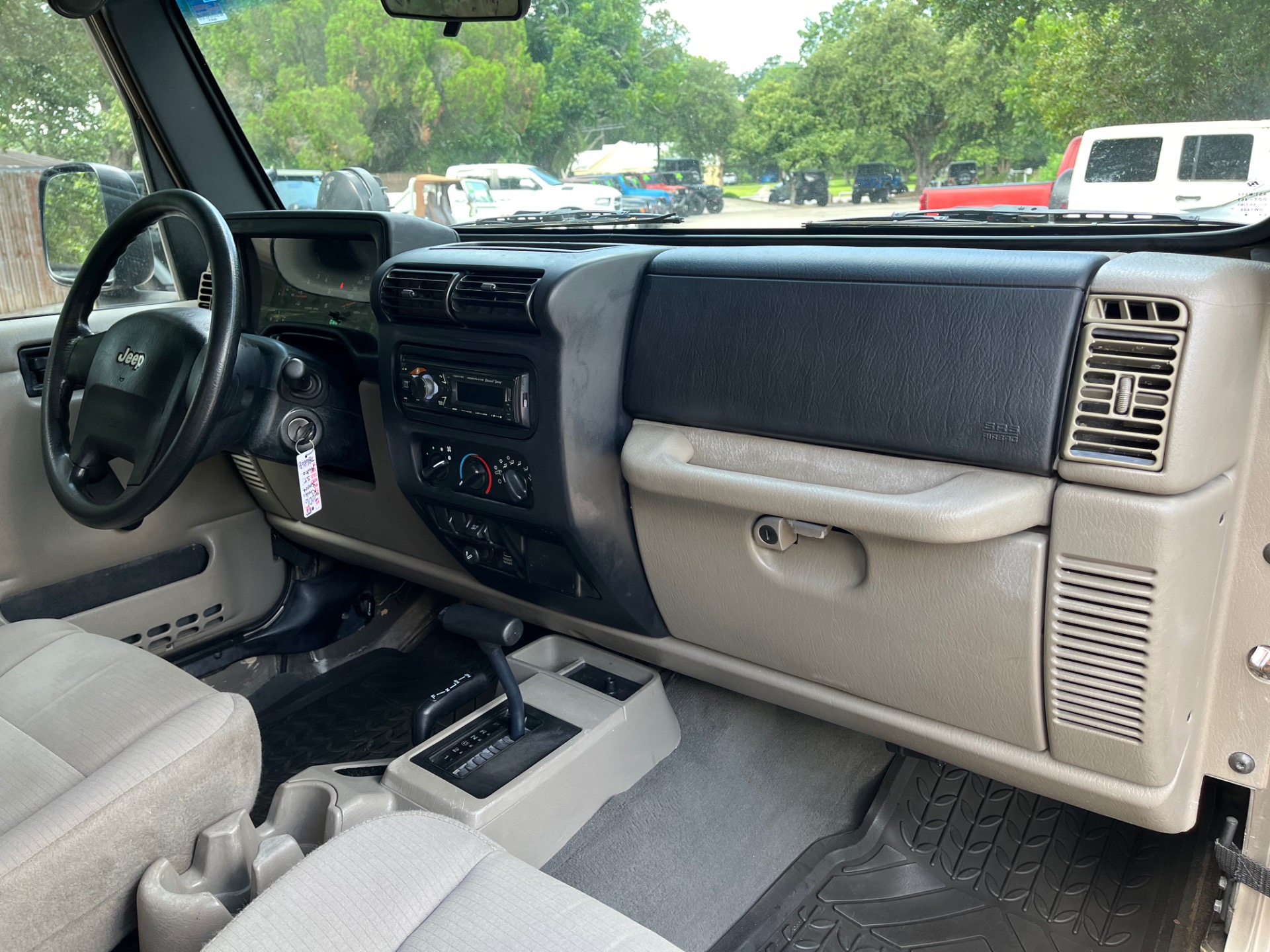 Used-2006-Jeep-Wrangler-SE (20)