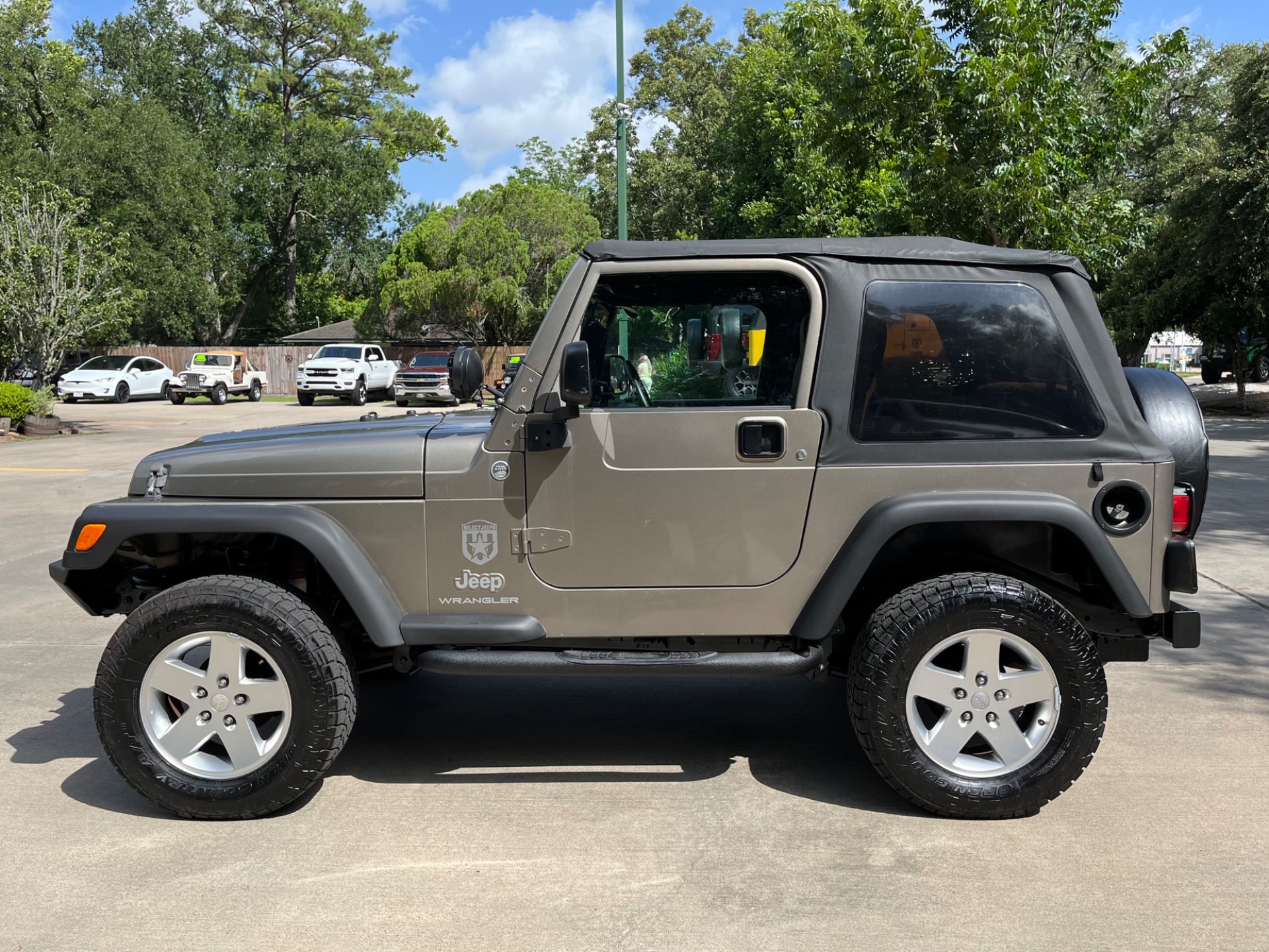 Used-2006-Jeep-Wrangler-SE (4)