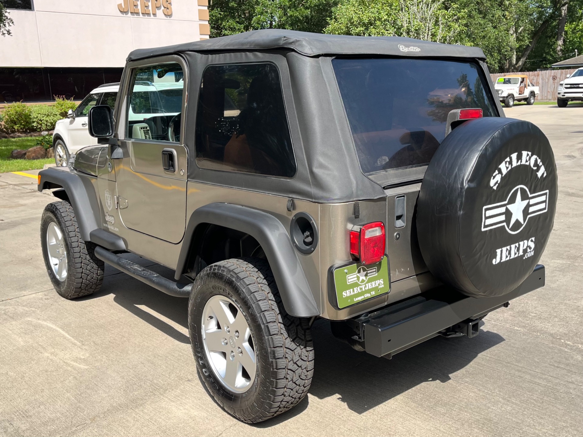 Used-2006-Jeep-Wrangler-SE (5)