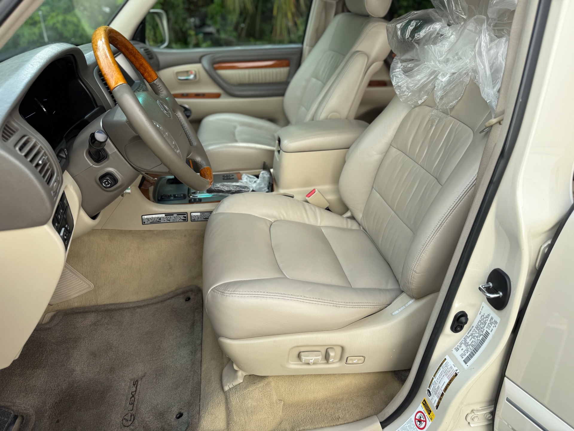 Used-2006-Lexus-LX-470-1-OWNER-CLEAN-CARFAX-1749087369 (1)