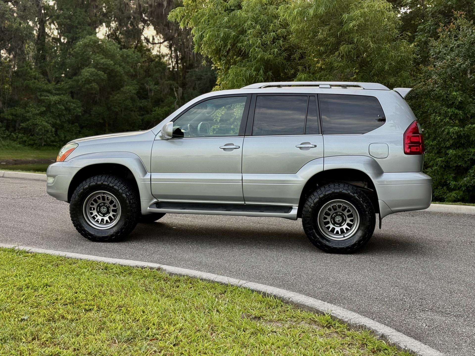 Used-2008-Lexus-GX-470-SUPER-CLEAN-FRESH-BUILD-1749579969 (1)