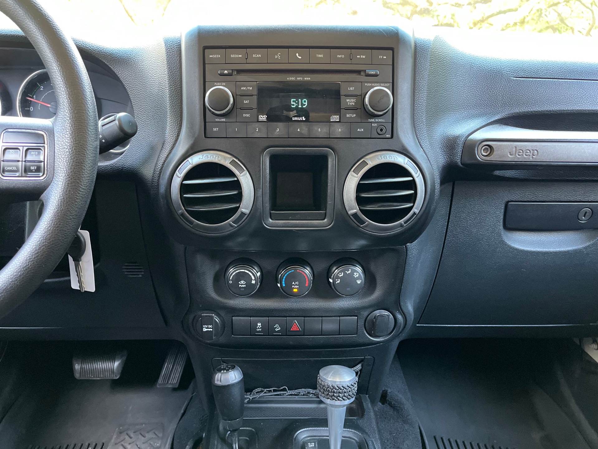 Used-2011-Jeep-Wrangler-Sport (16)