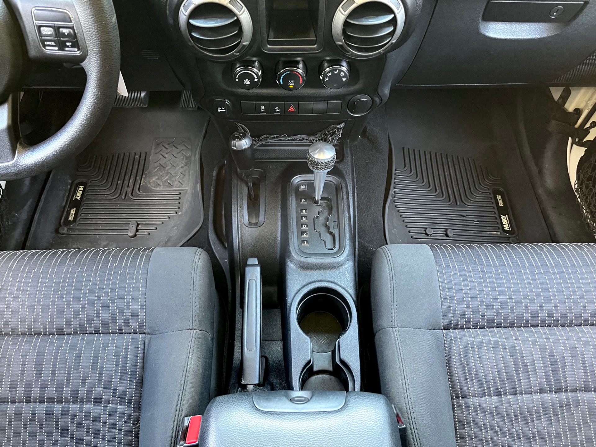Used-2011-Jeep-Wrangler-Sport (17)