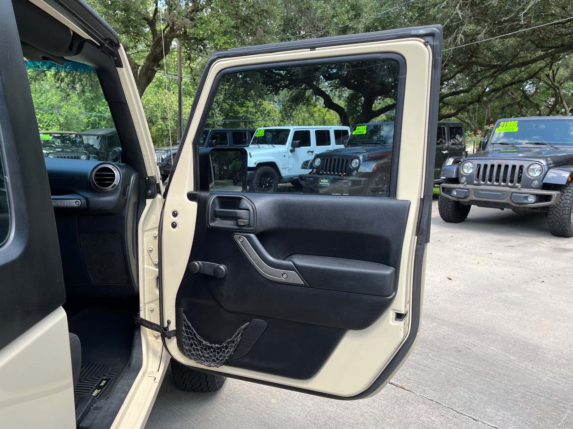 Used-2011-Jeep-Wrangler-Sport (23)