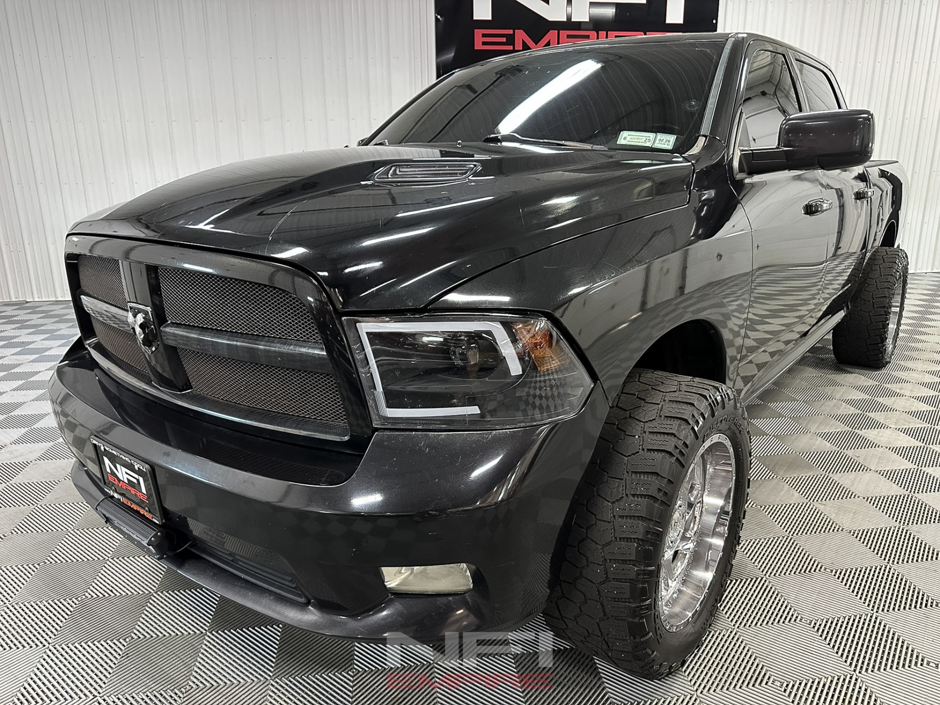 Used-2011-Ram-1500-Crew-Cab-Sport-Pickup-4D-5-12-ft-1749217888 (2)