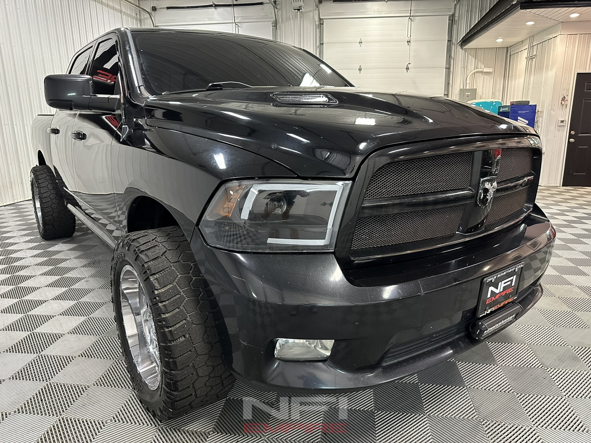 Used-2011-Ram-1500-Crew-Cab-Sport-Pickup-4D-5-12-ft-1749217888 (4)
