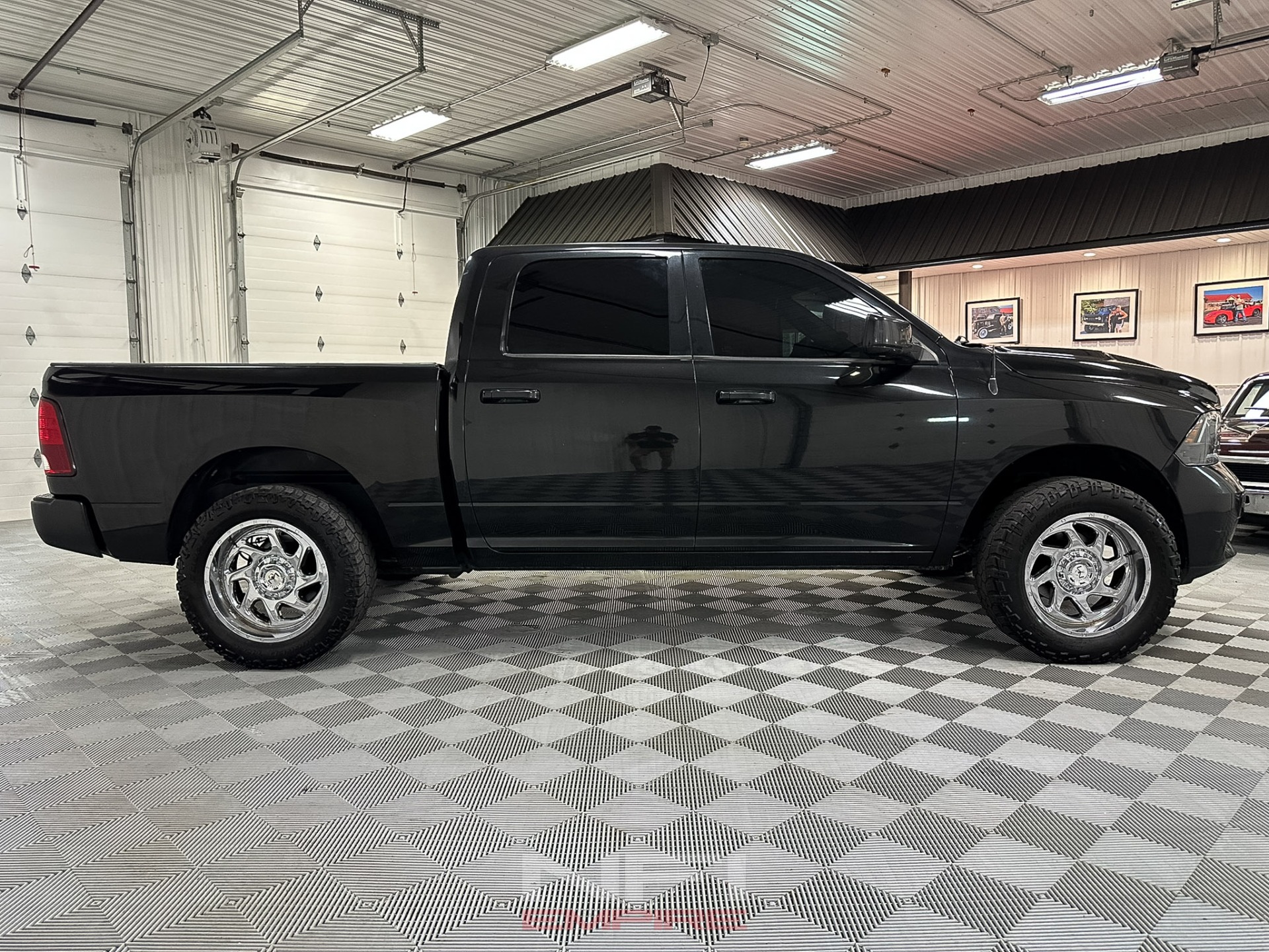Used-2011-Ram-1500-Crew-Cab-Sport-Pickup-4D-5-12-ft-1749217888 (5)